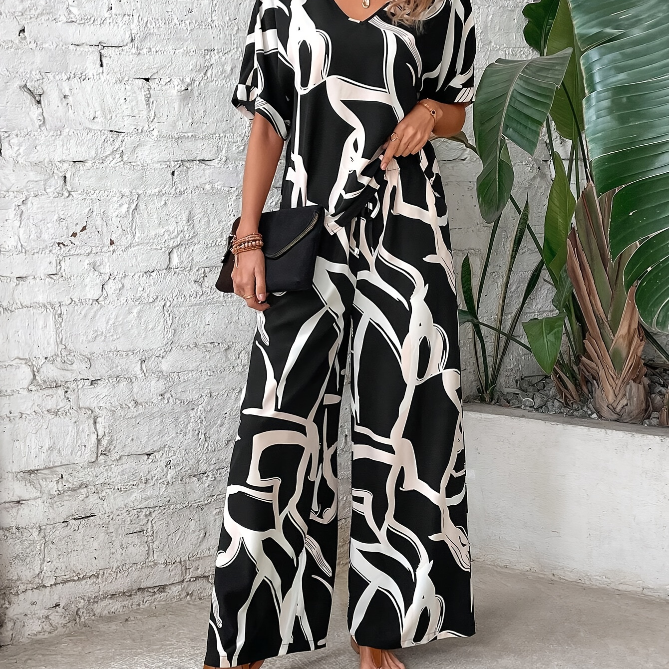 

Striped Print Stylish Pantsuits, Half Sleeve V Neck Top & Elastic Waist Wide Leg Lace Up Pants Outfits, Women's Clothing