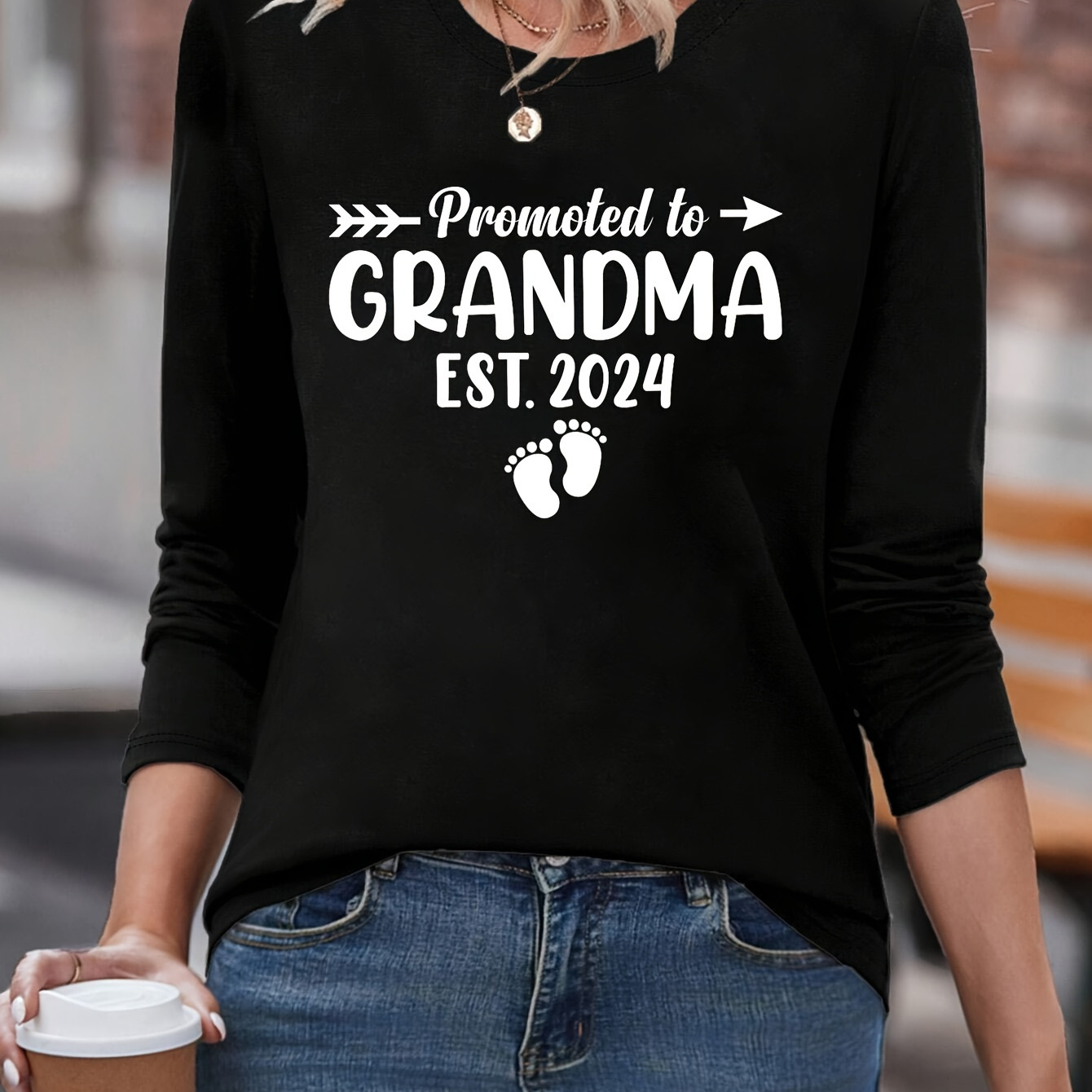 

Promoted To Grandma Est 2024 Long Sleeve T-shirt - 100% Cotton Crew Neck Casual Alphabet Pattern Top For All Seasons - Women's Knit Fabric Tee