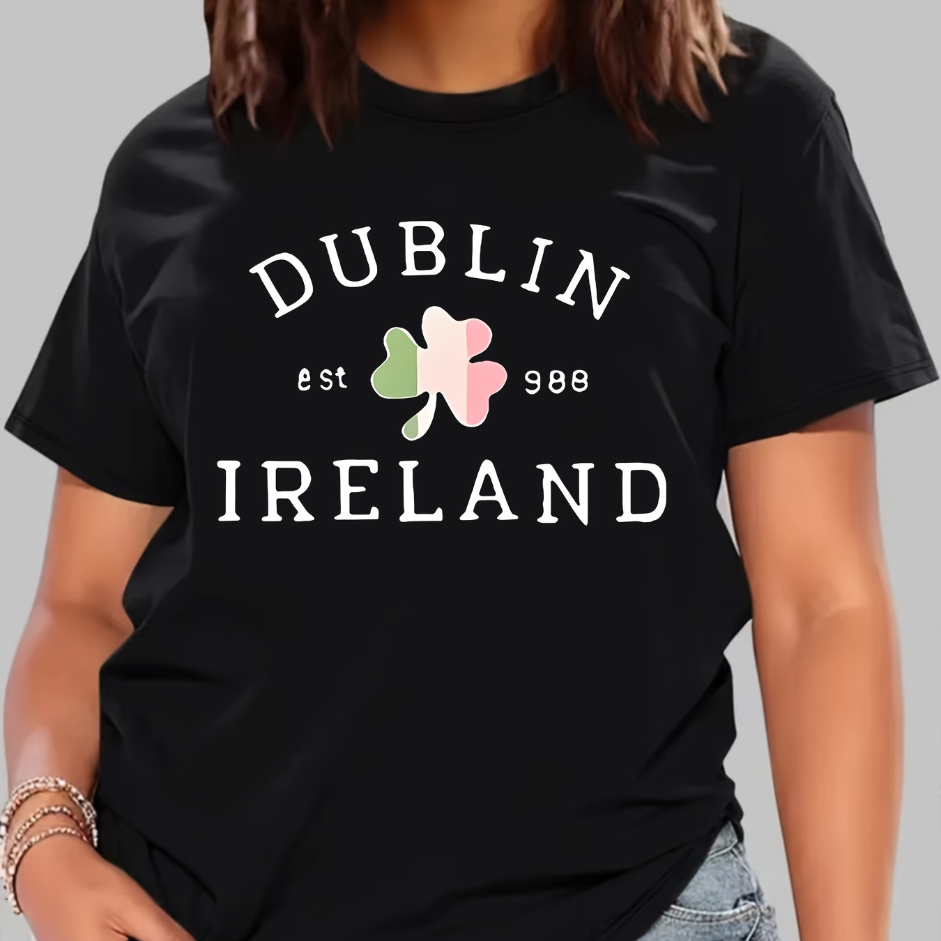 

Women's St. Patrick's Day Sports T-shirt Top, Plus Size Colorful Clover & Letter Print Stretchy Round Neck Breathable Short Sleeve Fitness Tee Top