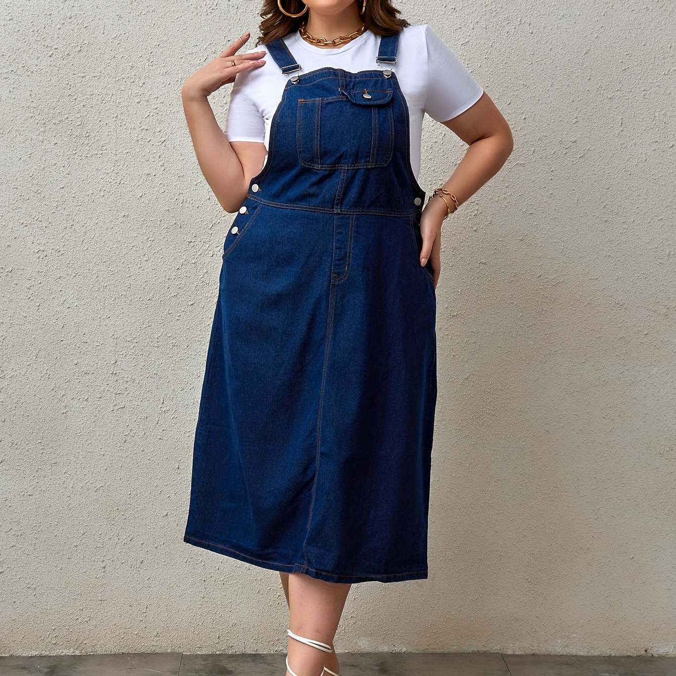 

Women's Preppy Denim Dress, Plus Size Plain Washed Blue Adjustable Strap Flap Pocket Denim Overall Dress