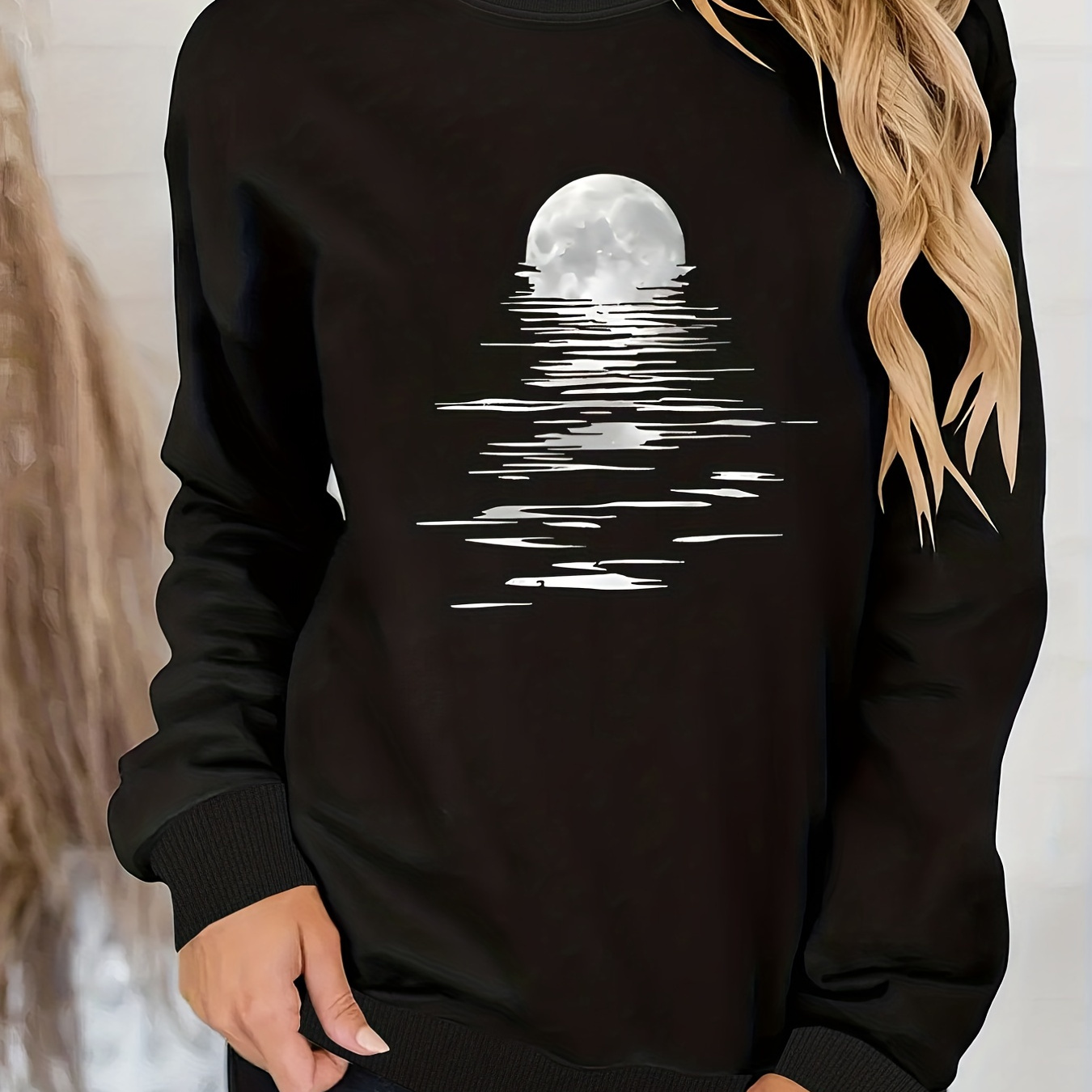 

Moon Shadow Print Sweatshirt, Casual Long Sleeve Crew Neck Sweatshirt, Women's Clothing