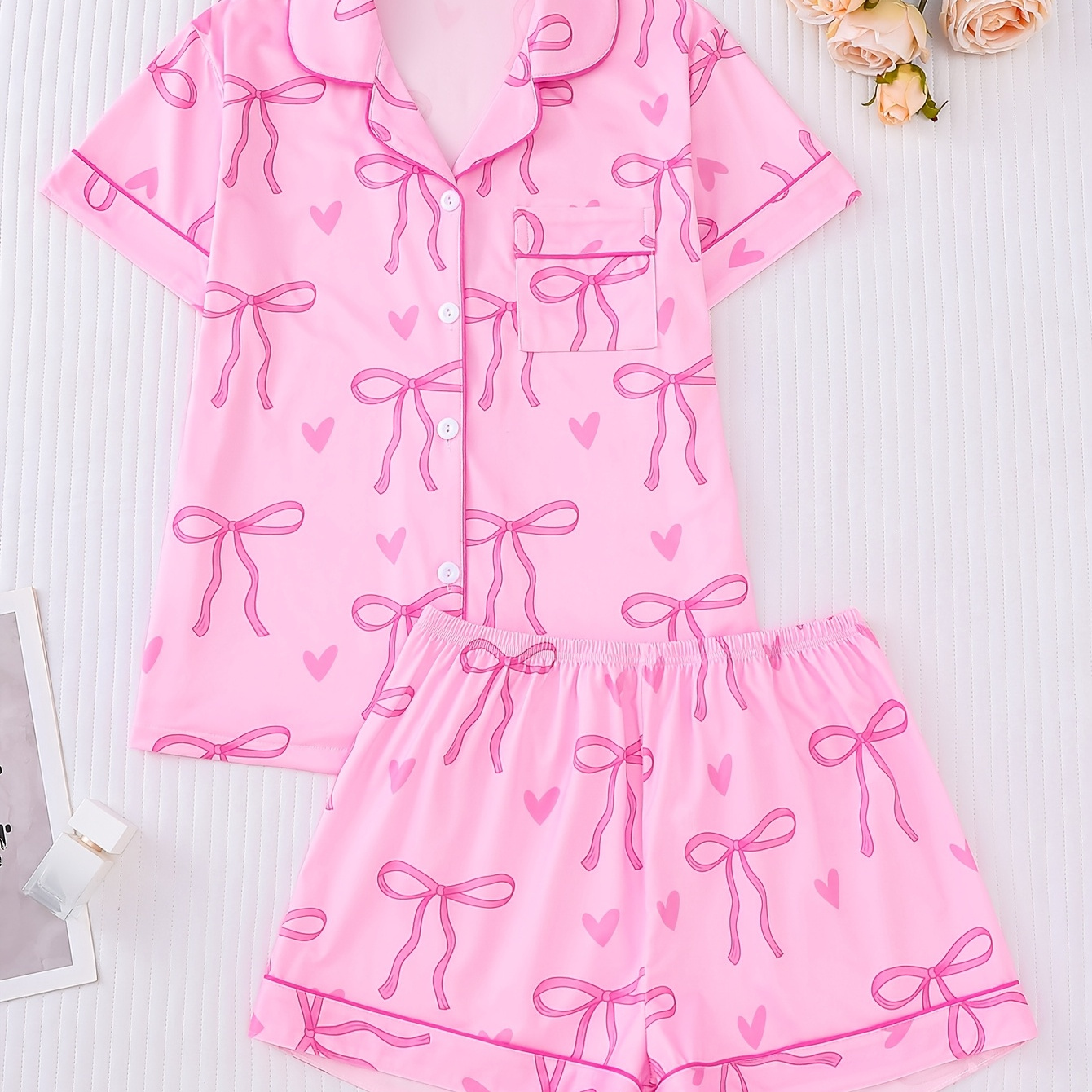 

Spring/summer 2pcs Set Bow Print Women's Pajamas, Short-sleeved Shirt With Turned Collar And Button Top And Loose Shorts, Comfortable Pajamas And Loungewear For Girls At Home And Outdoors