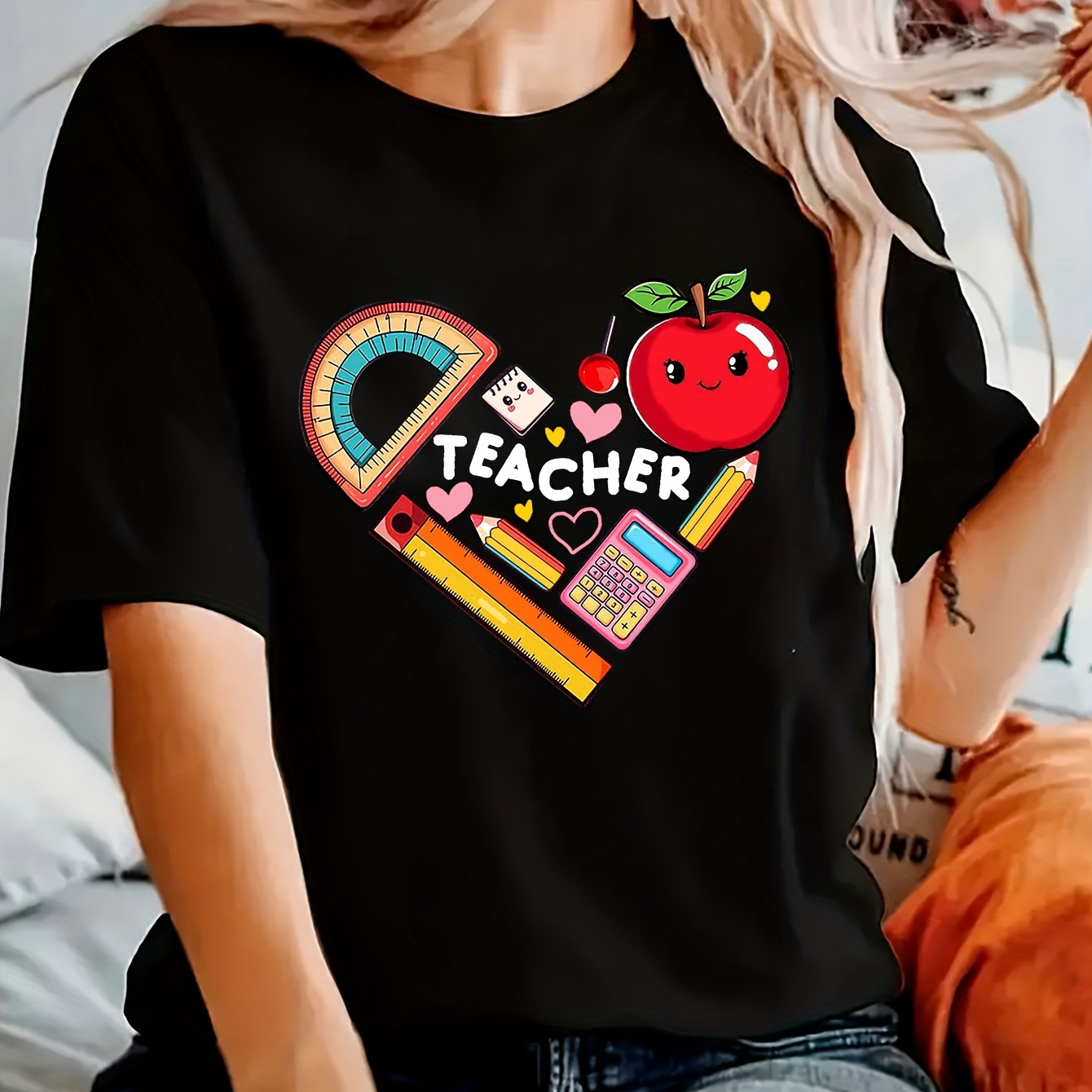 

Summer Casual Heart-shaped Teacher Appreciation T-shirt For Women - Polyester Knit Fabric, Short Sleeve, H-fit, Regular Length, Round Neck, Sleeveless Pullover, Pad - School Supplies Themed