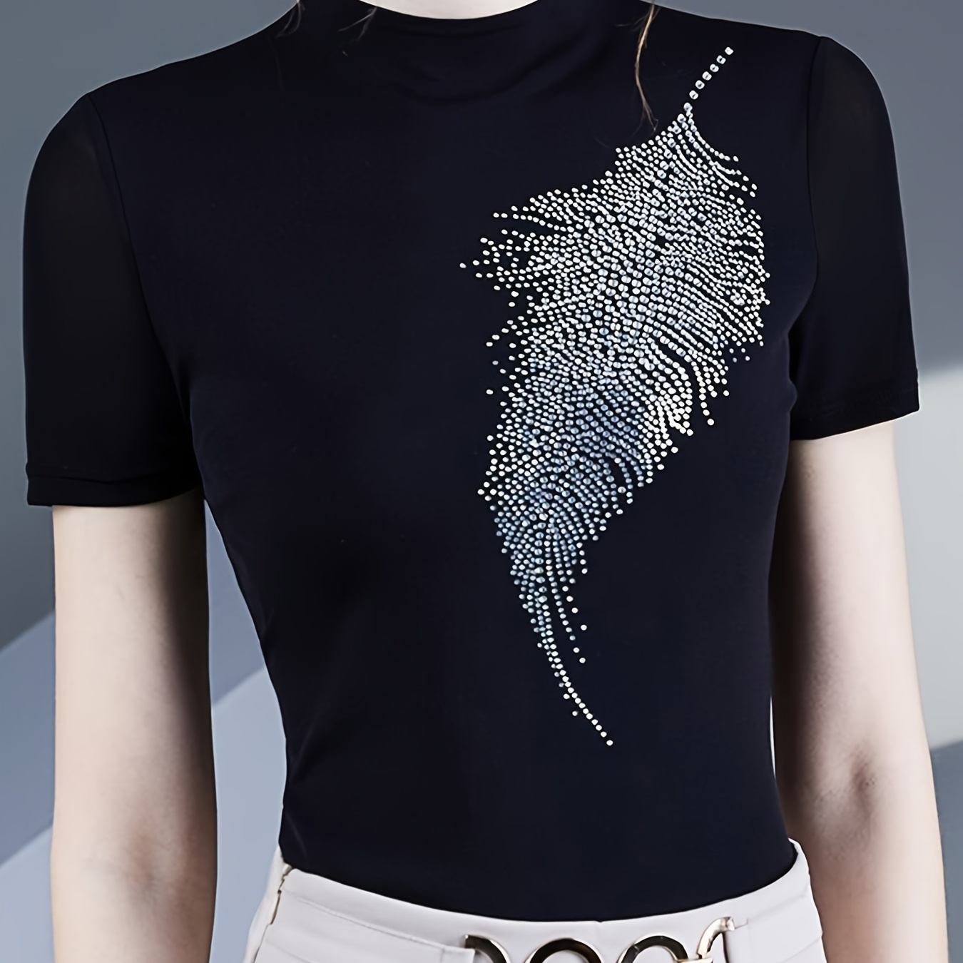 

Feather Print Crew Neck T-shirt, Elegant Short Sleeve T-shirt For Spring & Summer, Women's Clothing