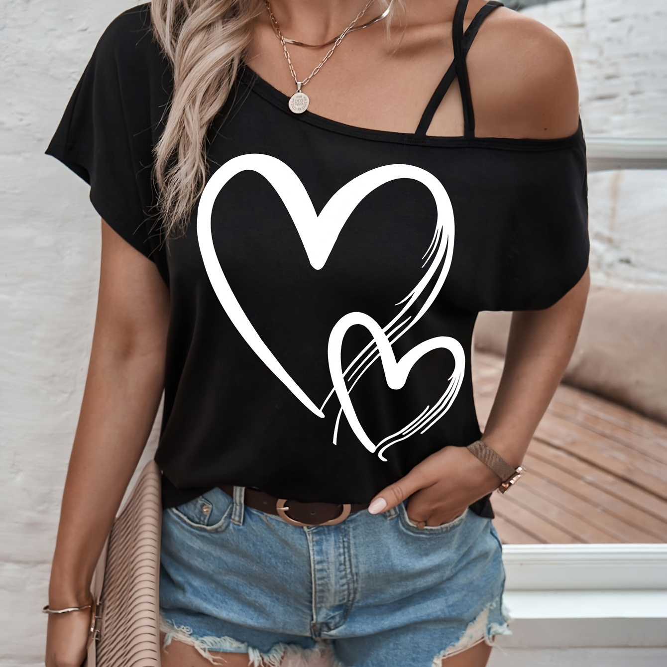 

Double Heart Cross Strap T-shirt, Casual Short Sleeve Asymmetrical T-shirt For Spring & Summer, Women's Clothing