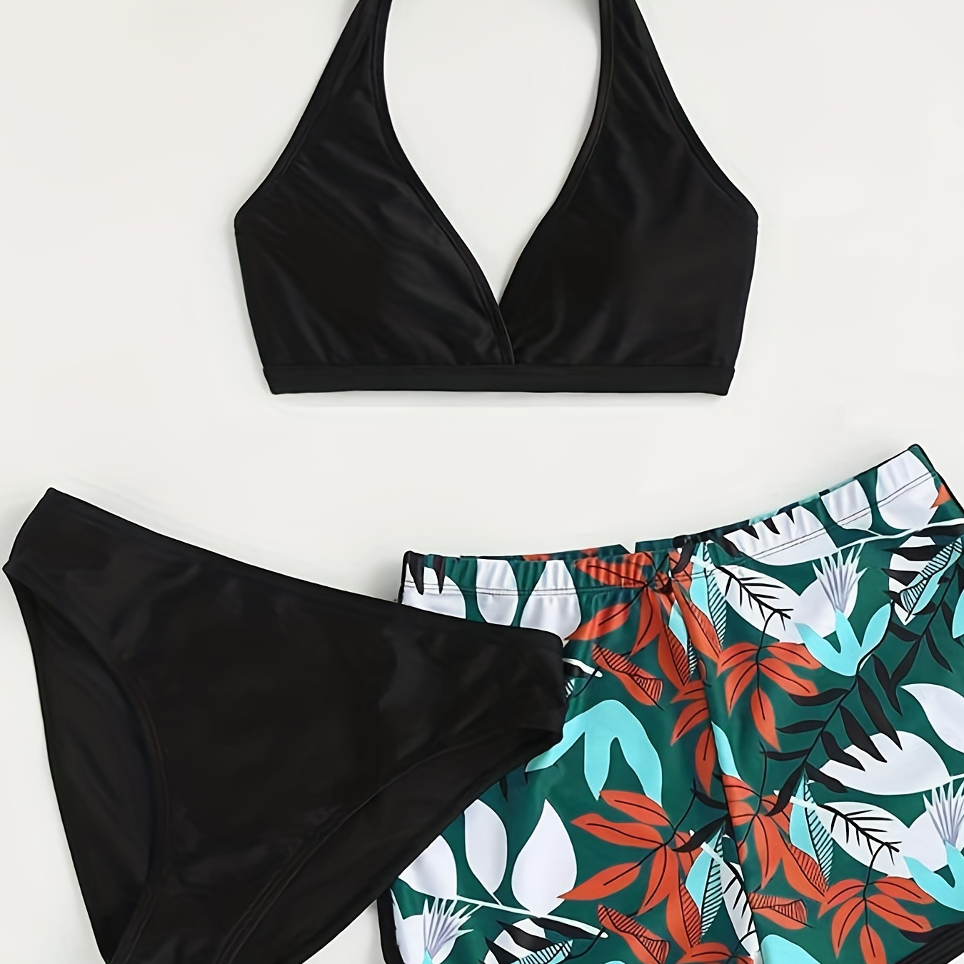 

Leaf Print Halter Black 3 Piece Set Swimsuit, Tie Neck Solid Balck Bikini Set With Elastic Waistband Stretchy Boxer Bottoms Shorts, Women's Swimwear & Clothing Triangle Top