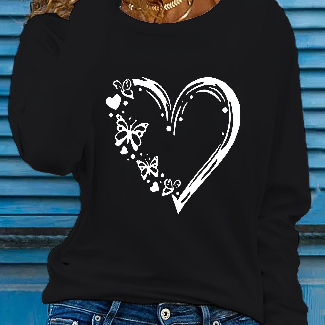 

Women's Casual Crew Neck Long Sleeve T-shirt With Applique Heart And , 100% Polyester Knit Fabric, Regular Length - Fall