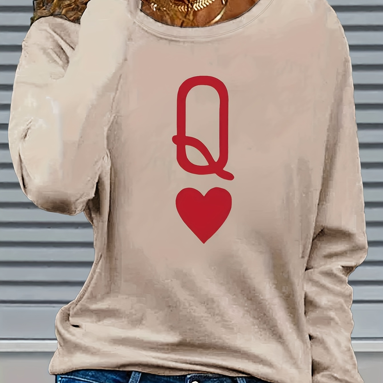 

1pc Women's Casual Long Sleeve T-shirt With Queen Of Hearts Print, Polyester Knit Round Neck Top For Autumn/winter