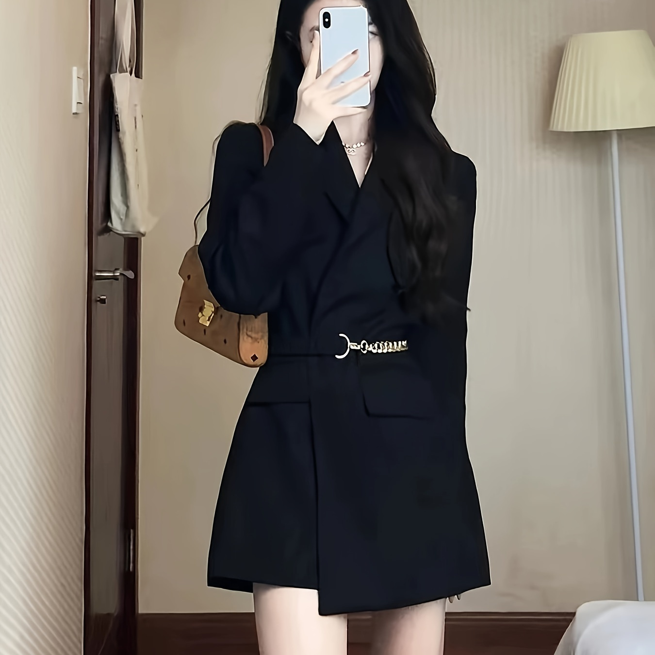 

Effortless Layering, Elegant Black Blazer For Women - Chic Korean-inspired Waist-cinching Suit Jacket With Belt, Long Sleeve, Machine Washable