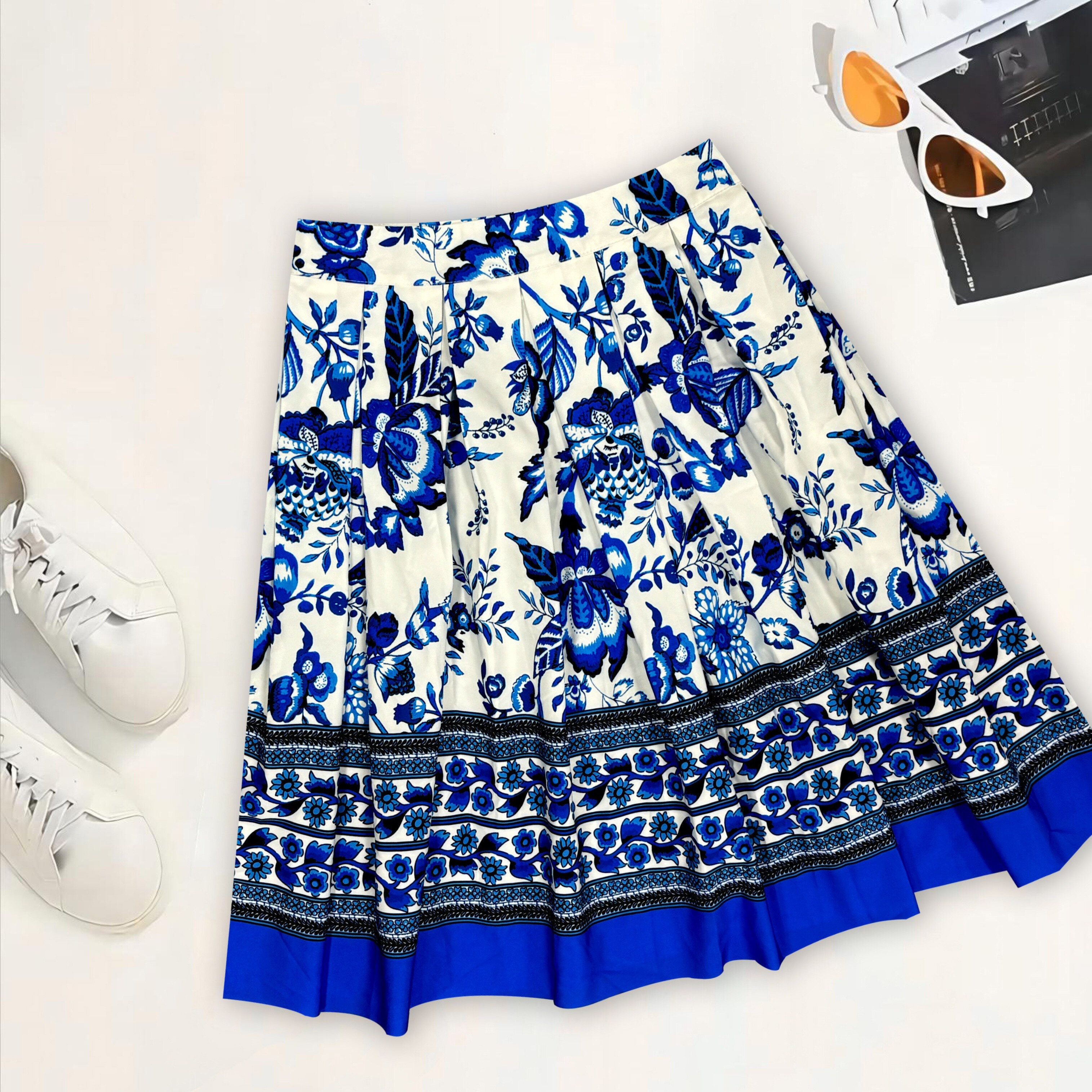 

Women's Casual High-waisted Tennis Skirt, Floral Print, A-line Sports Skirt, Blue And White