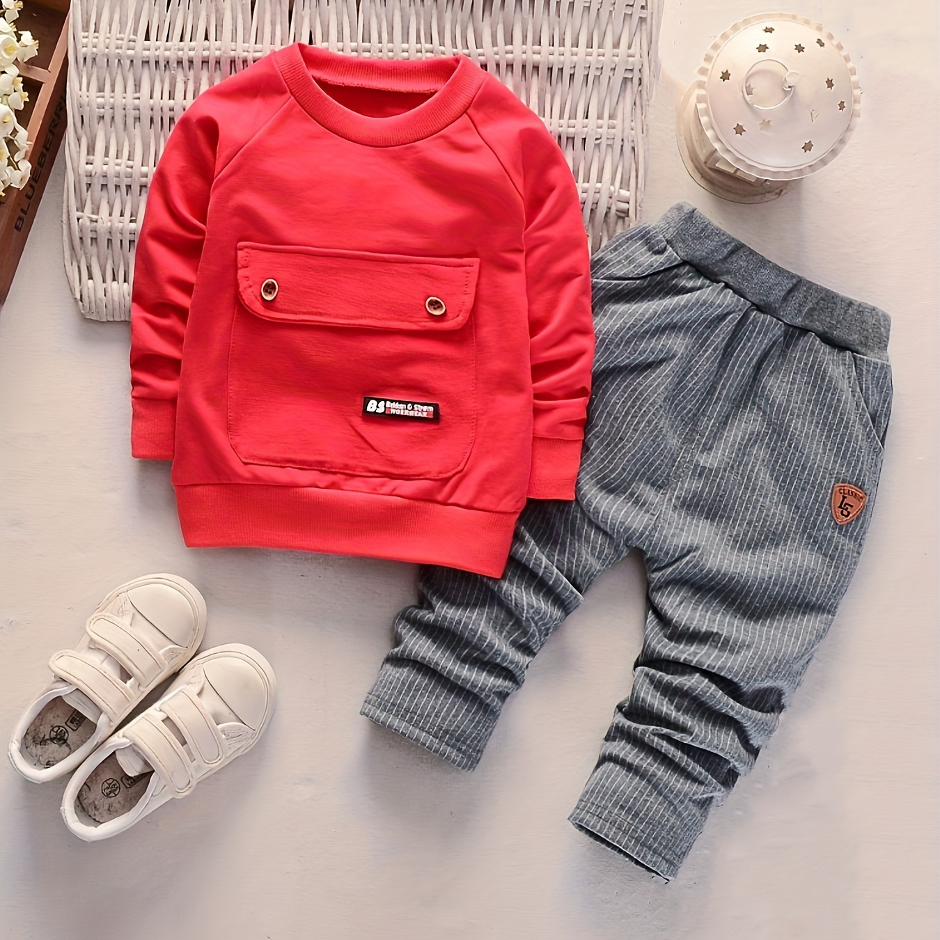 

Kid's Classic Casual Outfits - 2pcs Slant Shoulder Long Sleeve Top With Big Pocket Design + Trousers Set For Spring Autumn