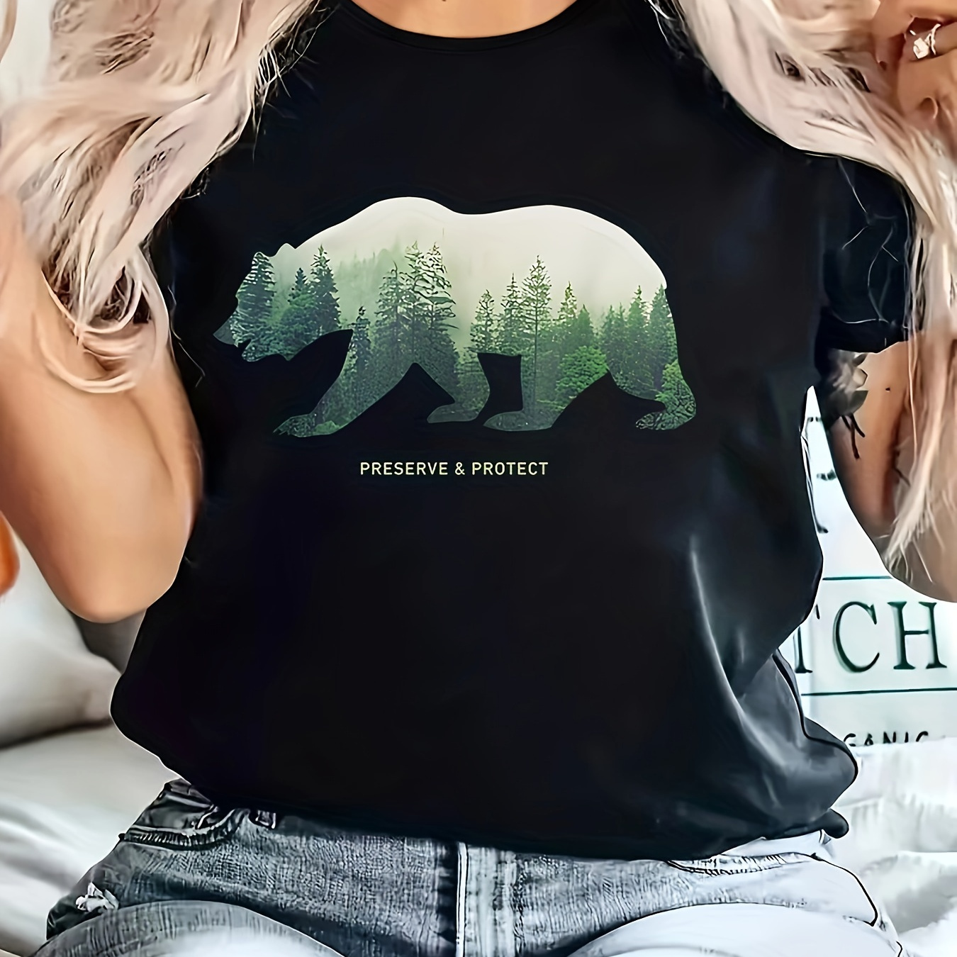 

Bear Silhouette & Forest Print Comfy T-shirt, Round Neck Short Sleeve Sports Tee, Women's Activewear