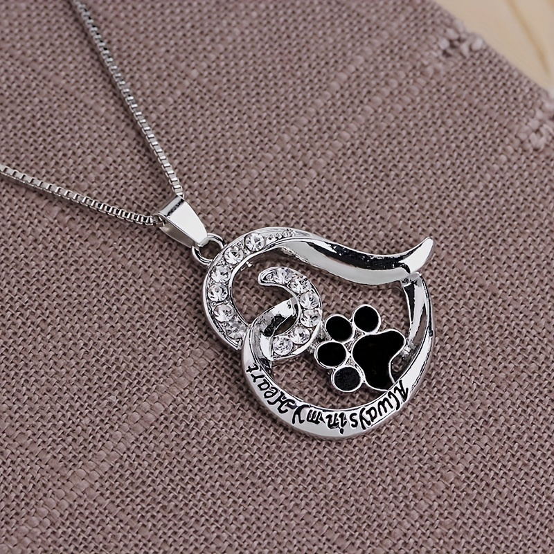 Sparkling Heart-Shaped Dog Paw Pendant Necklace - A Perfect Gift for the Women in Your Life!