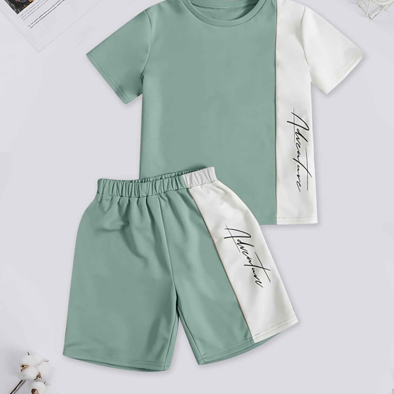 

2pcs Boy's Trendy Color Block Short-sleeve Outfit, Crew Neck T-shirt & Comfy Shorts Set, Kids Clothes For Summer
