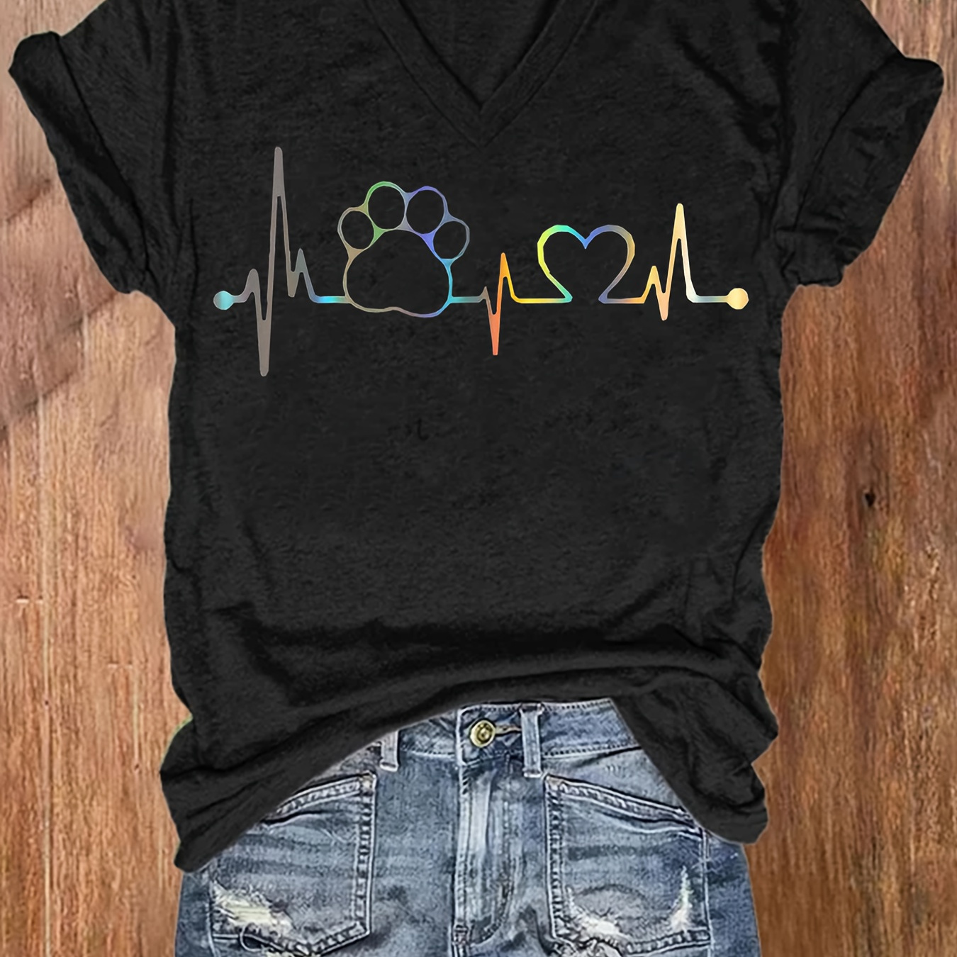 

Paw & Heart Print V-neck T-shirt, Casual Short Sleeve Top For Spring & Summer, Women's Clothing