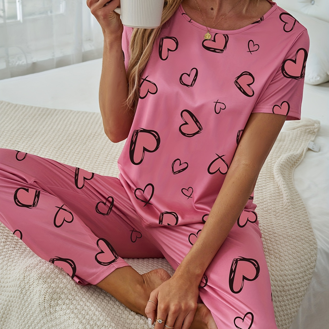 

Valentine's Gifts Heart Print Pajama Set, Short Sleeve Crew Neck Top & Elastic Pants, Women's Sleepwear & Loungewear