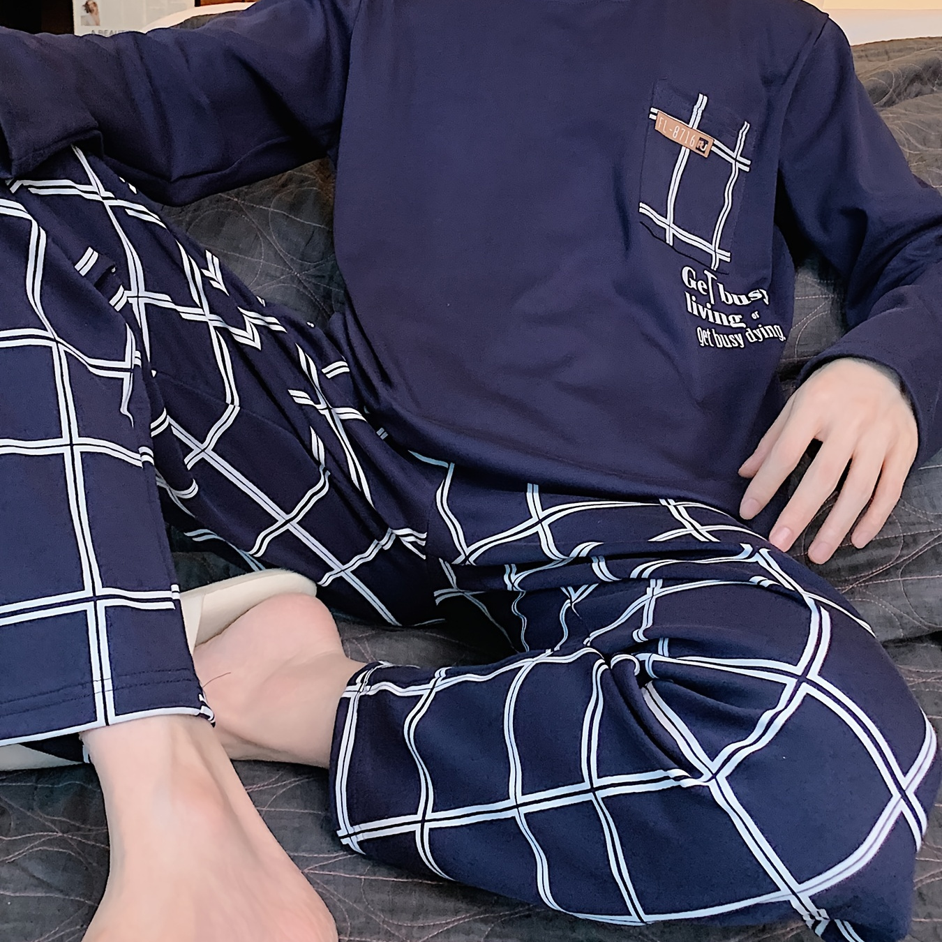 

Casual Polyester-cotton Pajama Sets For Men - Crew Neck, Long Sleeve, Pocket Detail, Knit Fabric, Slight Stretch, Pullovers , Regular Fit Fall/winter Sleepwear With Printing Design