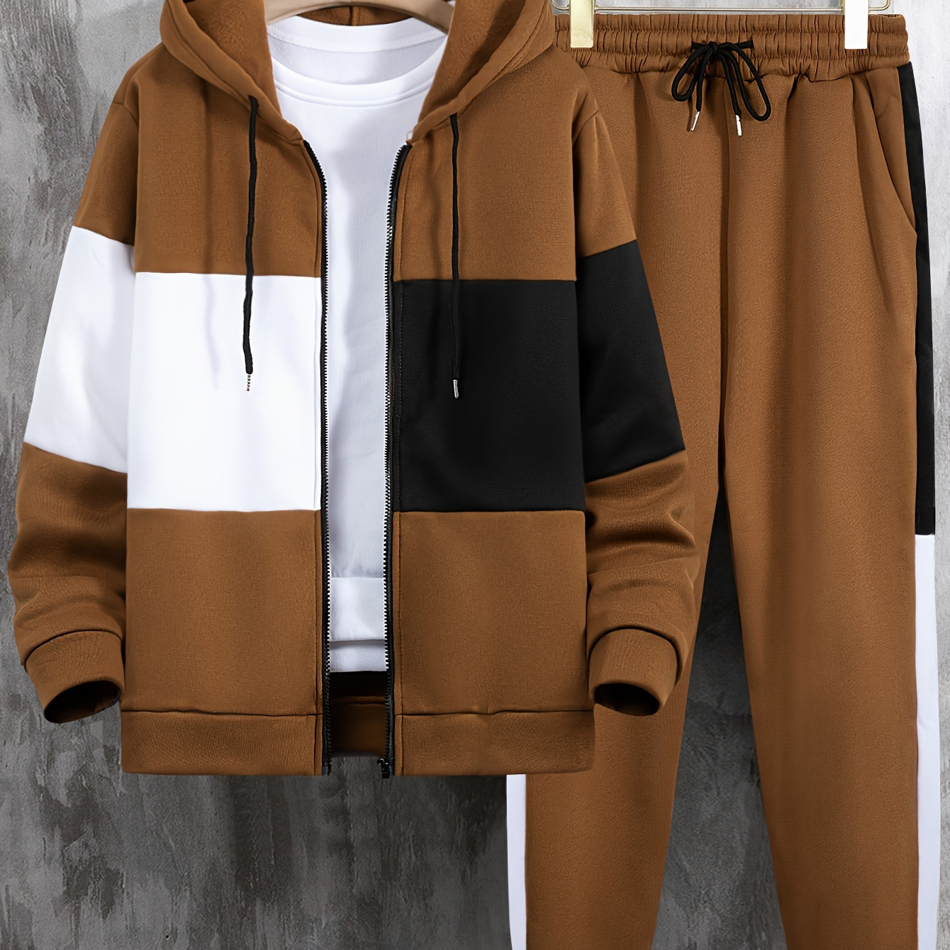 

Men's Sweater Set