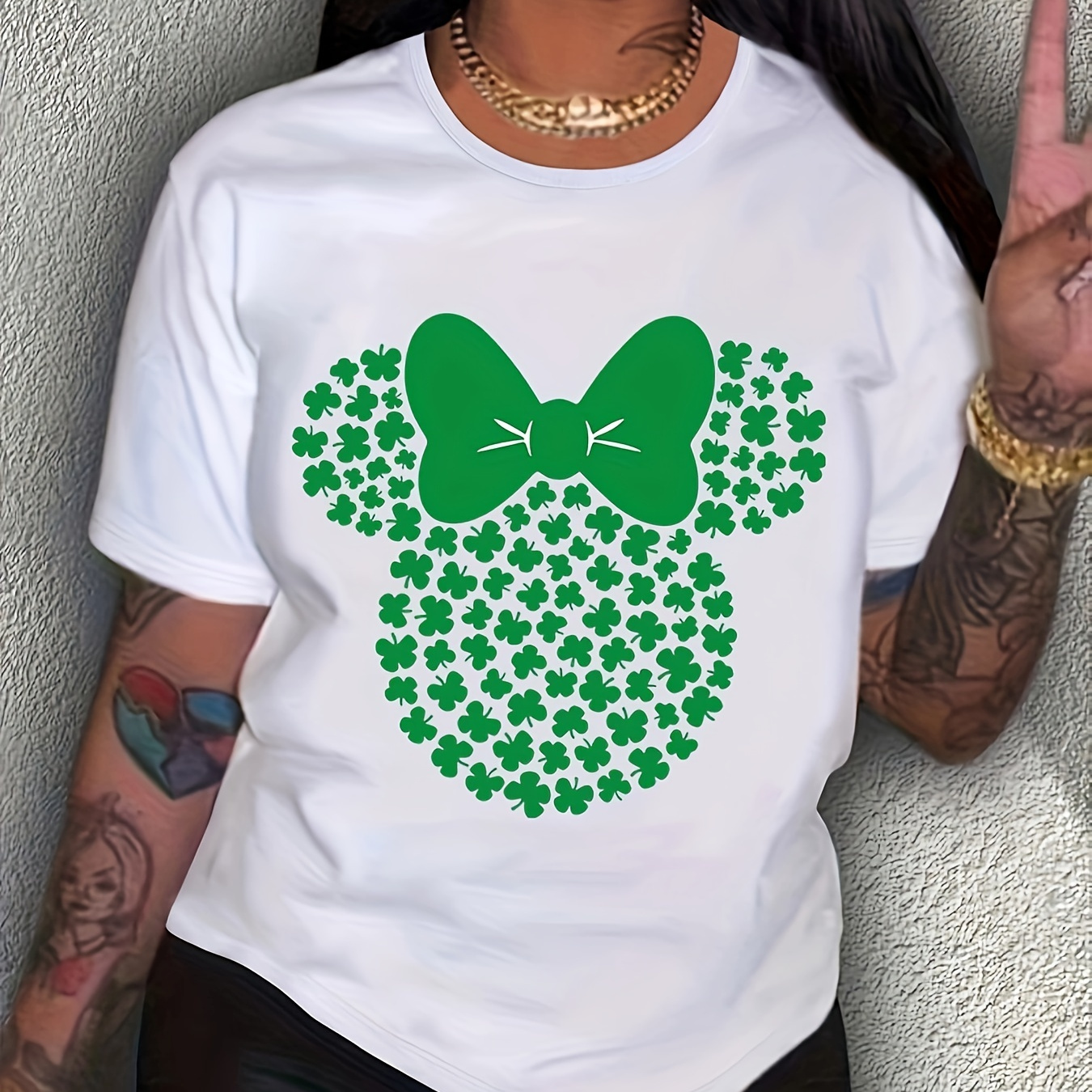 

St.patrick's Day Shamrock Cartoon Mouse Graphic Crew Neck Sports Tee, Loose Comfortable Short Sleeve Casual Top, Women's Activewear