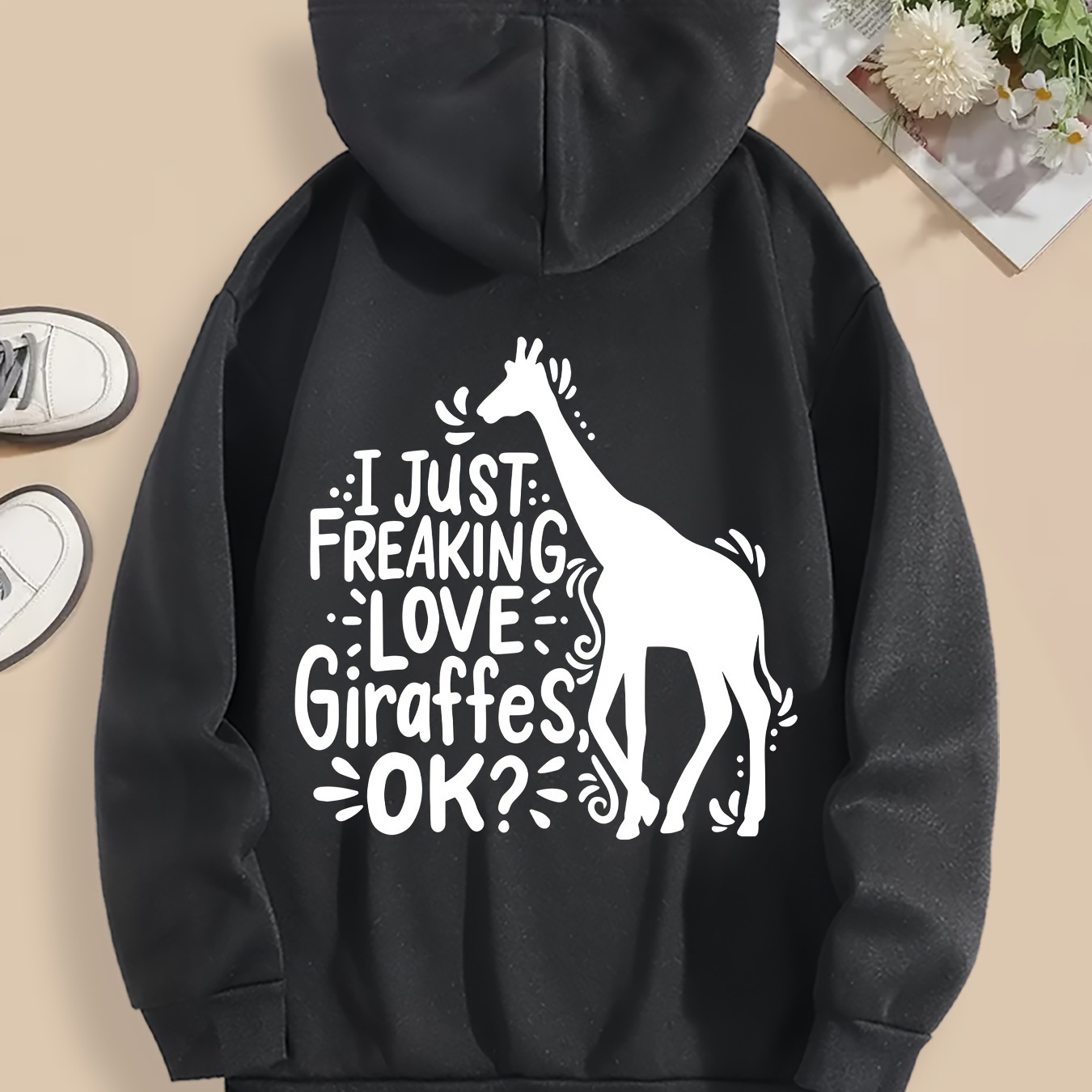 

Cozy Giraffe Print Hoodie For Women - Polyester, Casual Pullover With Spacious Pockets, Fall And Winter , Casual Attire, Outdoor Activities, And Gift Ideas