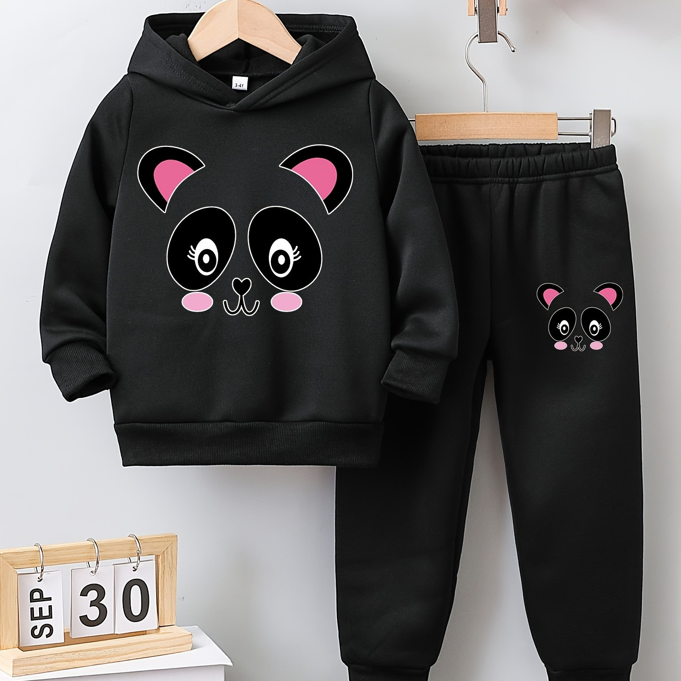 

Kids Cartoon Panda Hoodie And Sweatpants Set - Casual Polyester Long Sleeve Hooded Top With Matching Pants, Rib-knit Details, Slight Stretch Fabric - Cozy Fall/winter Knit Outfit For Children