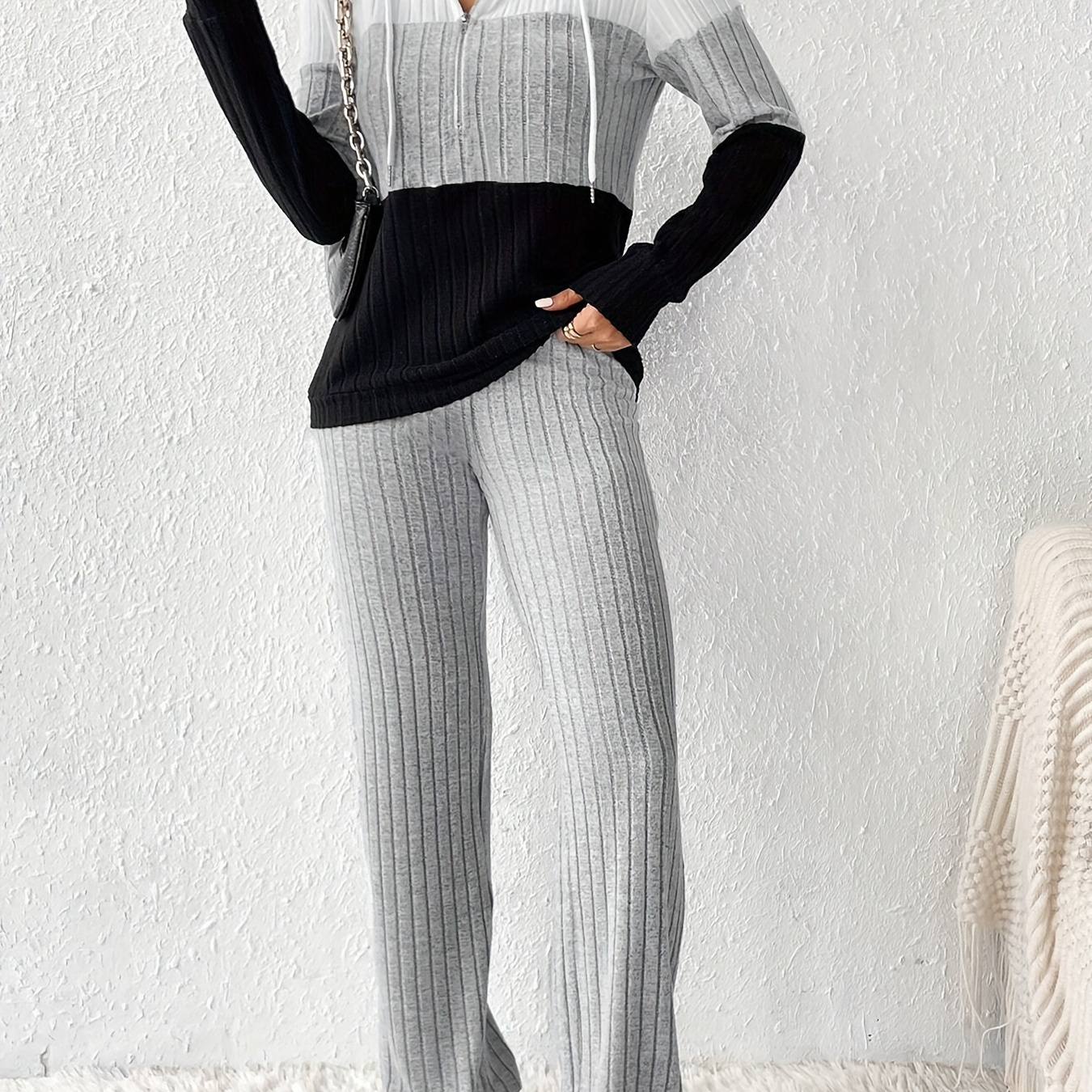 

[elegant + Women's Pants Suit]