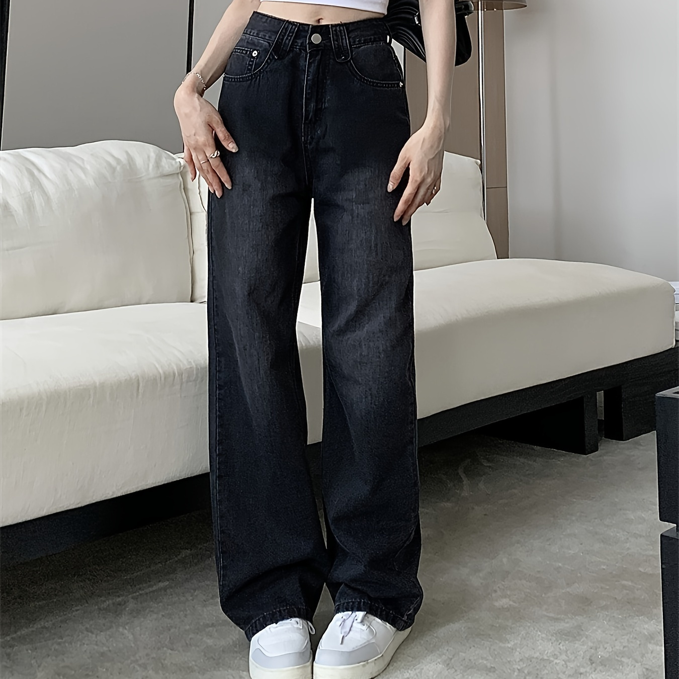 

Women's High-waisted Loose-fit Black Color Plain Straight-leg Jeans, Vintage Style Floor-length Denim Pants