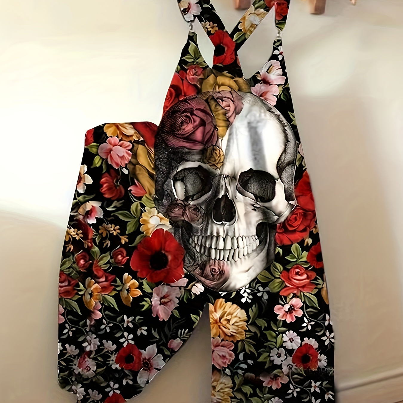 

Plus Size Floral & Skull Print Overall Jumpsuit, Casual Crew Neck Sleeveless Jumpsuit, Women's Plus Size clothing
