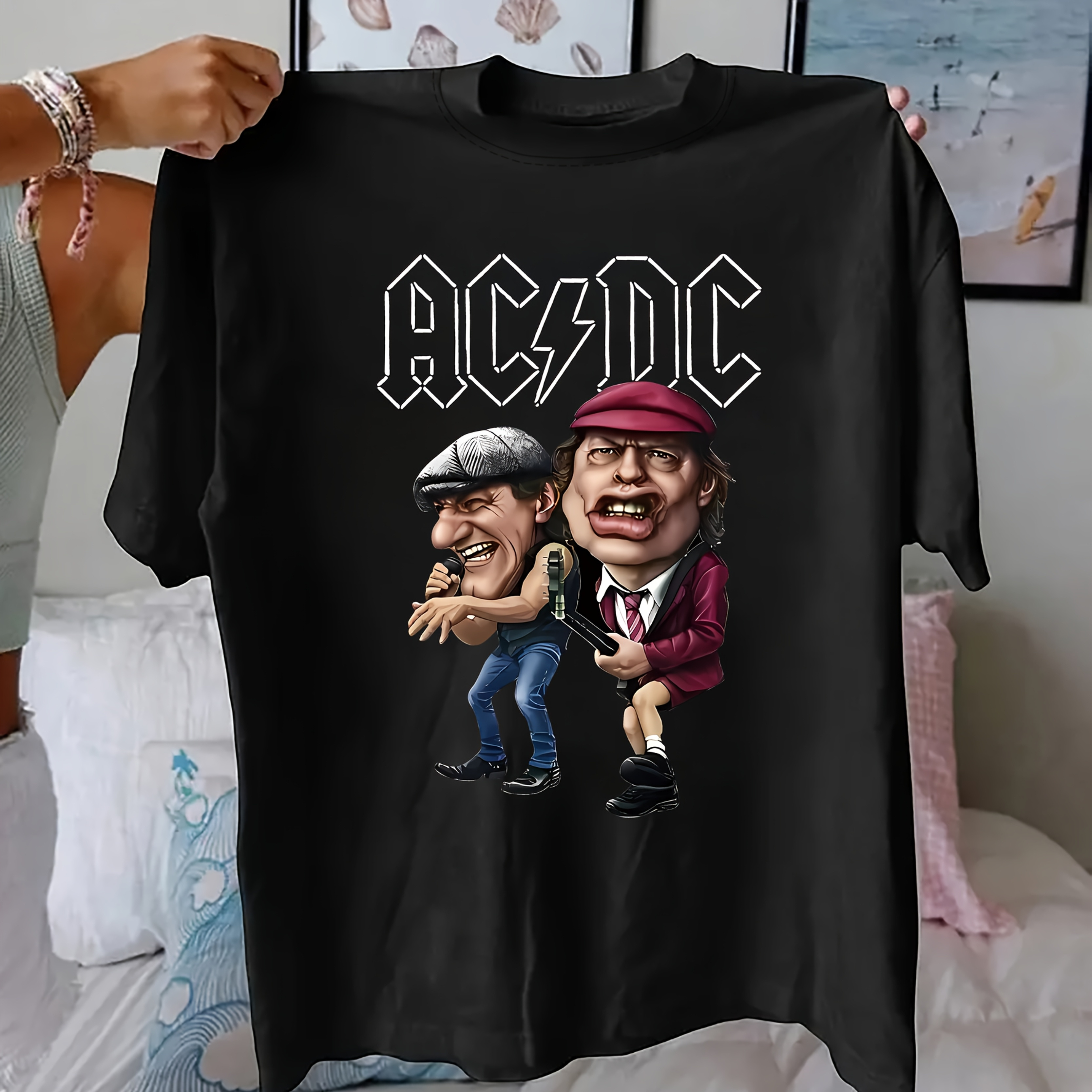 

T-shirt imprimé de dessin Band, haut en polyester décontracté à col rond pour femmes, manches courtes, coupe régulière, en tissu tricoté pour toutes les