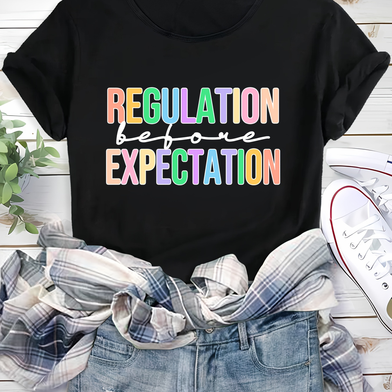 

Women's Casual Short-sleeve T-shirt With Colorful Lettering "regulation Before Expectation" Print, Classic Round Neck Tee, Fashionable Summer Top