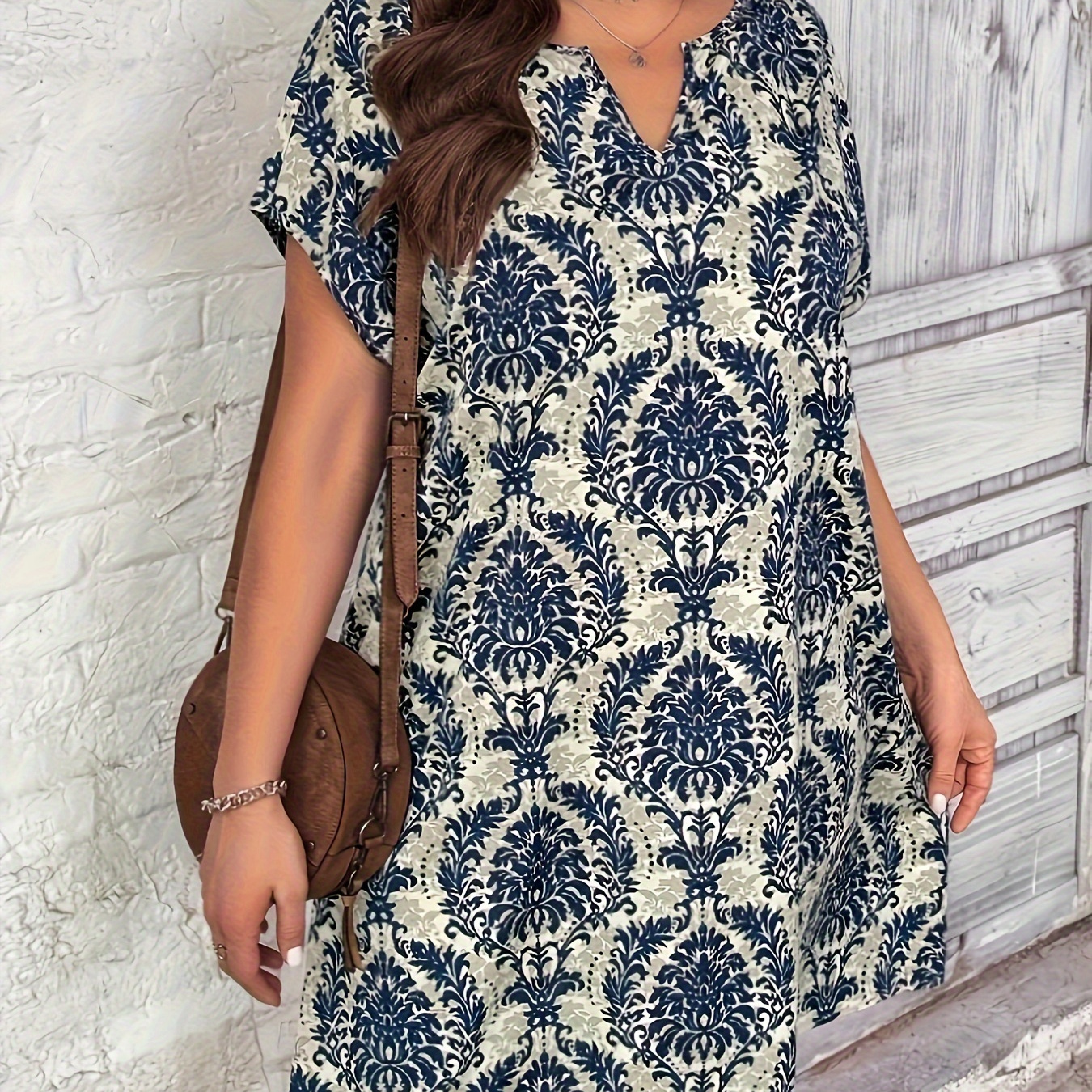 

Plus Size Ethnic Floral Print Loose Dress, Casual Notch Neck Short Sleeve Dress For Spring & Summer, Women's Plus Size Clothing