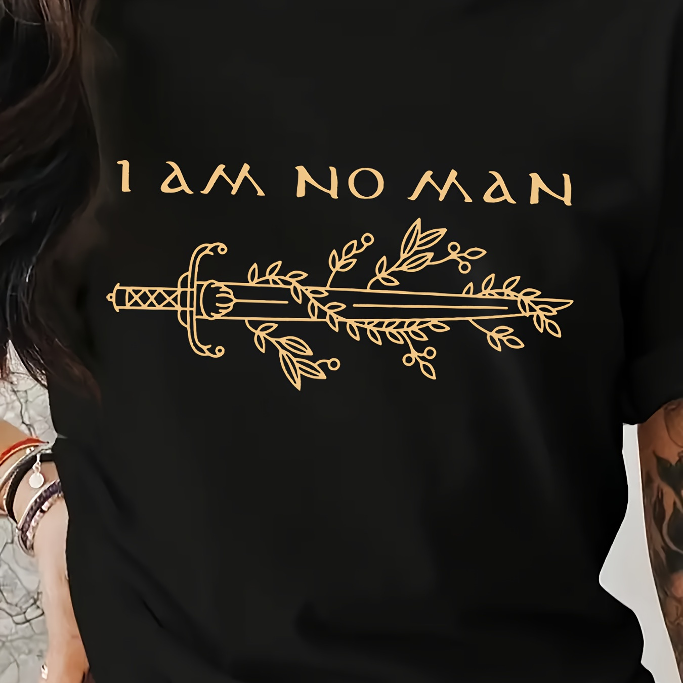 

T-shirt imprimé "Je ne pas un homme" pour femme - 100% polyester, décontracté, col rond, tissu tricoté, longueur régulière, toutes , manche courte