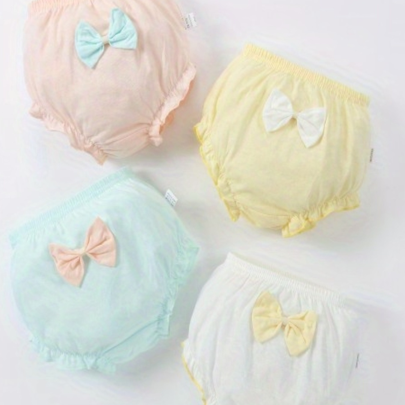 

4pcs Girls Triangle Panties Multiple Colors Bow Decor Elastic Waist Soft Comfortable Breathable Underwear Kids Clothes