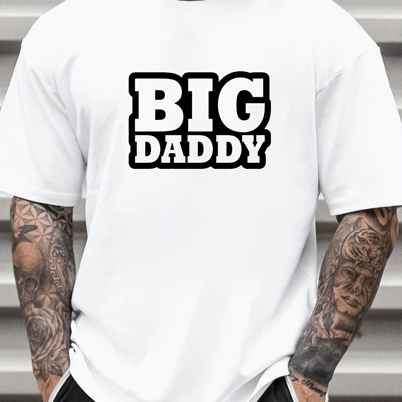 

Bid Daddy Creative Alphabet Print Crew Neck Short Sleeve T-shirt For Men, Casual Summer T-shirt For Daily Wear And Vacation Resorts