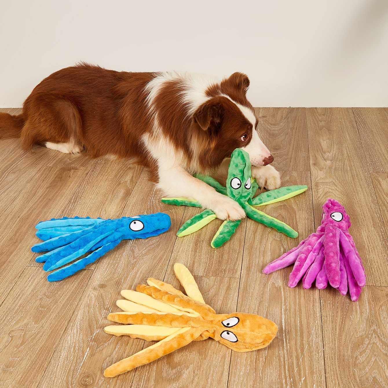 

Durable Plush Dog Toy For Aggressive Chewers - Interactive And Crinkly Pet Toy For Play And Tug Of War