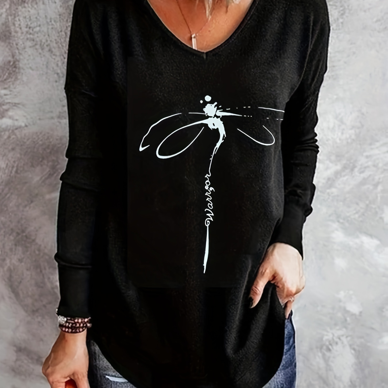 

Dragonfly Print V Neck T-shirt, Casual Long Sleeve T-shirt For Spring & Fall, Women's Clothing