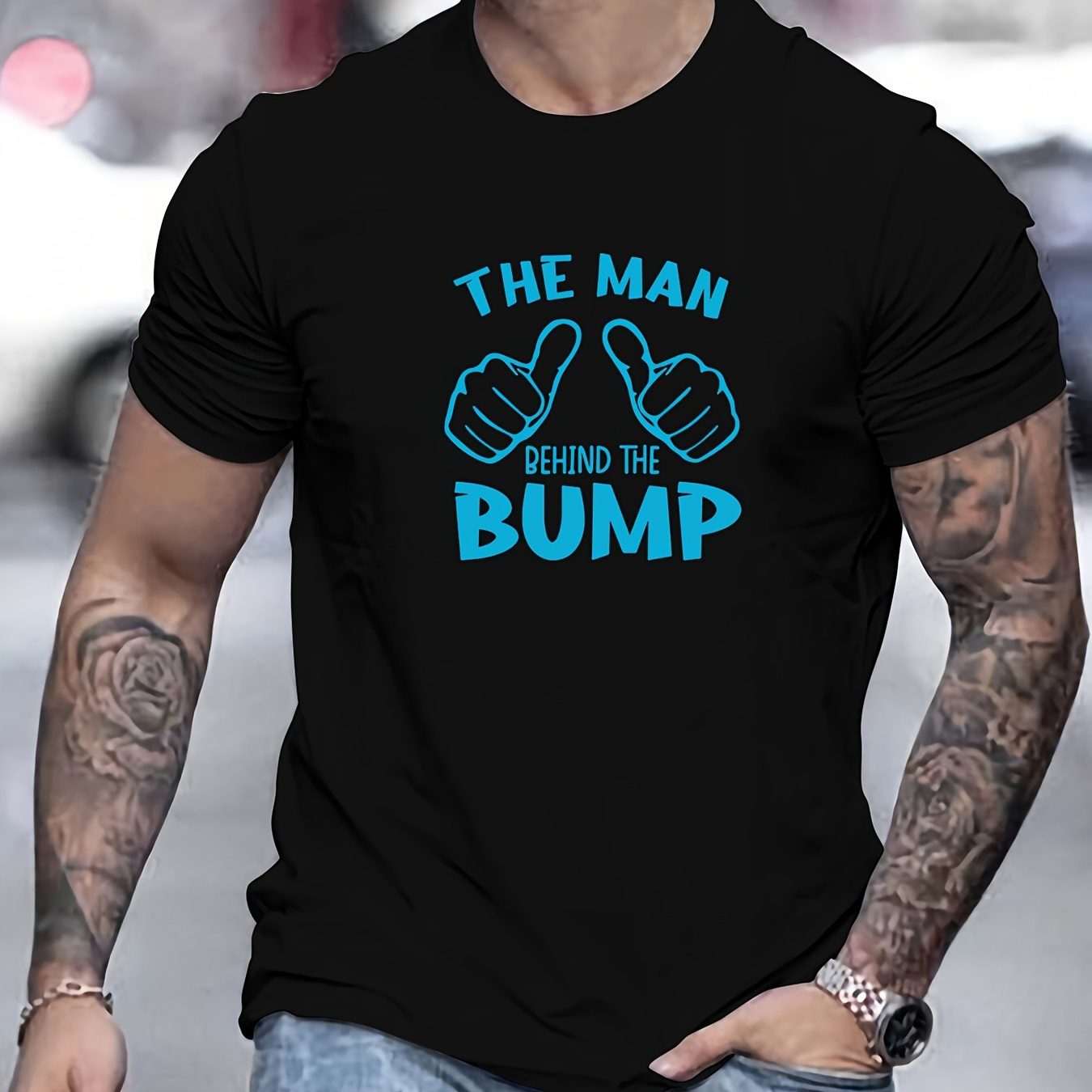 

The Man Behind Print, Men's Crew Neck Short Sleeve T-shirt, Casual Comfy Tops For Men, Men's Trendy Clothes Outdoor, Men's Tops For Summer