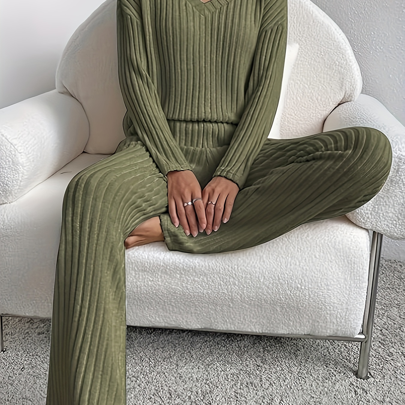 

Women's Ribbed Set, Long Sleeve V Top & Pants, Relaxed Fall