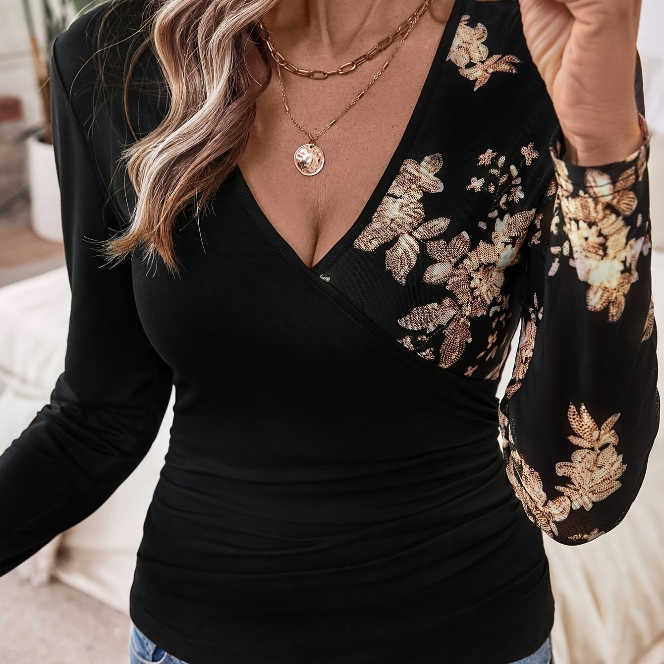 

Floral Embroidered Long Sleeve V-neck T-shirt - Casual Polyester Knit Top With Slight Stretch, Fitted Fall/winter Pullover