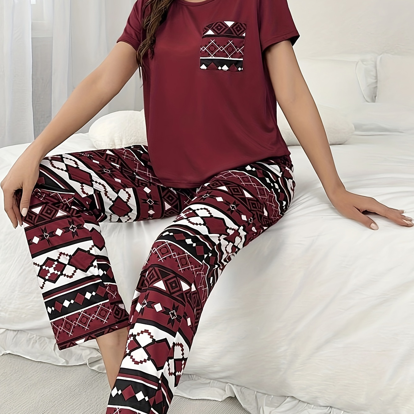 

Women's Style Geometric Print Pajama Set, Short Sleeve Round Neck Top & Pants, Comfortable Relaxed Fit