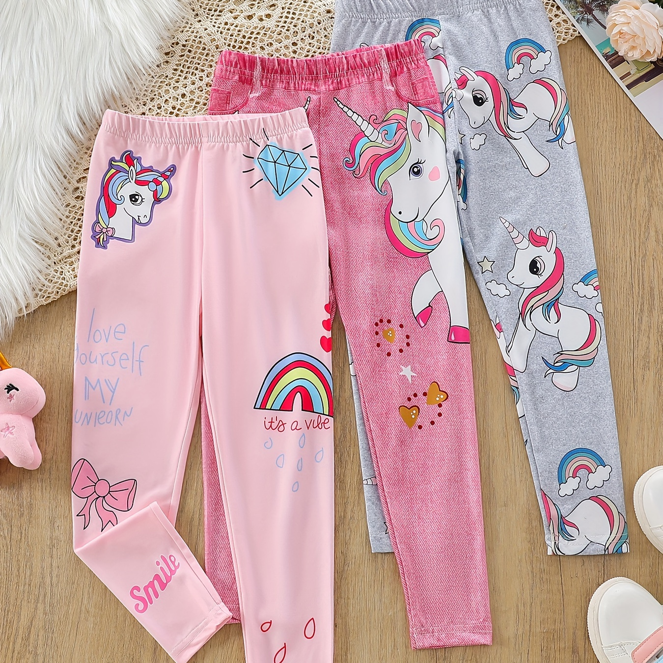 

Ensemble de leggings extensibles et mignons à motif de licornes de dessin animé pour filles 3 pièces pour l'extérieur au printemps et à l'automne