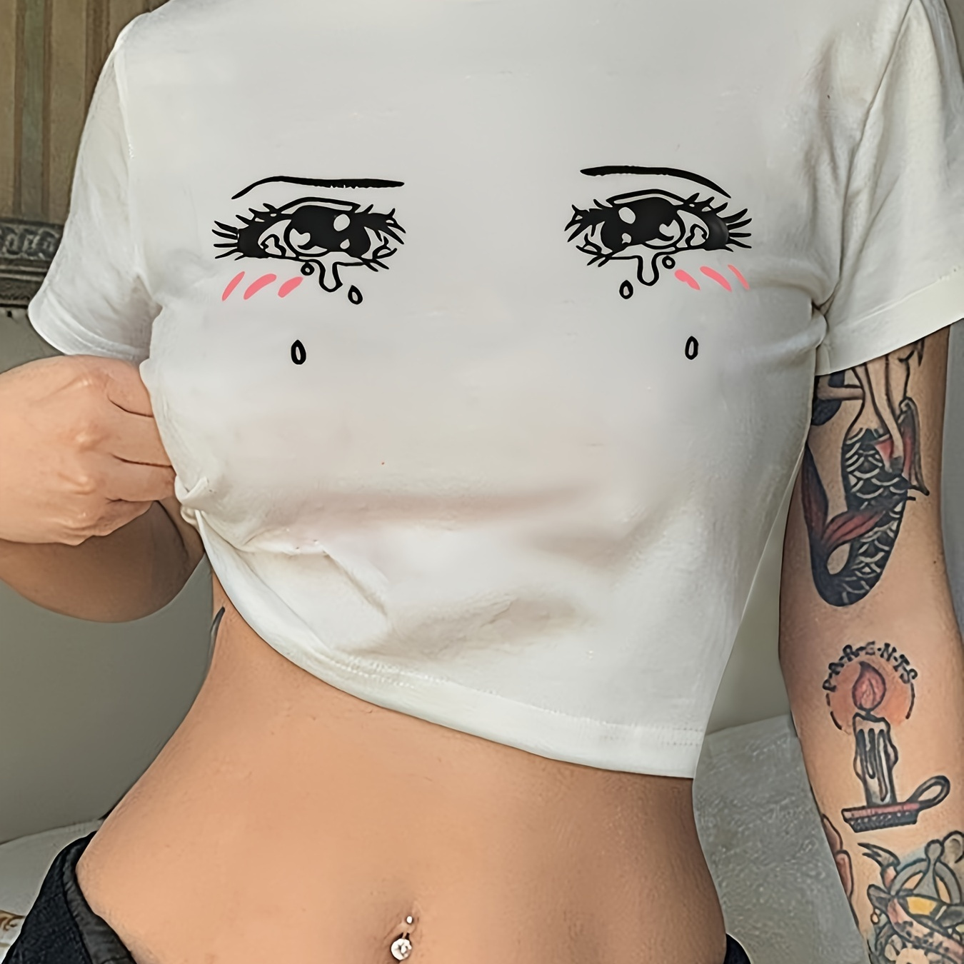 

Eyes Print Crop T-shirt, Casual Crew Neck Short Sleeve Top, Women's Clothing
