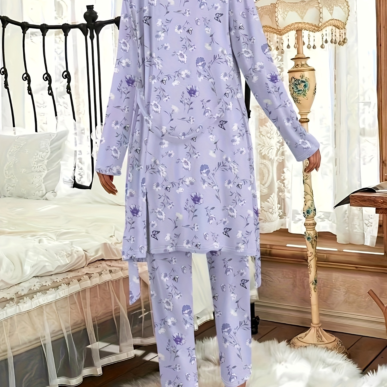 

Plus Size Casual Pajama Set, Featuring A Long-sleeve Robe With Floral And Prints, With A Camisole And Pants, Autumn And Winter.