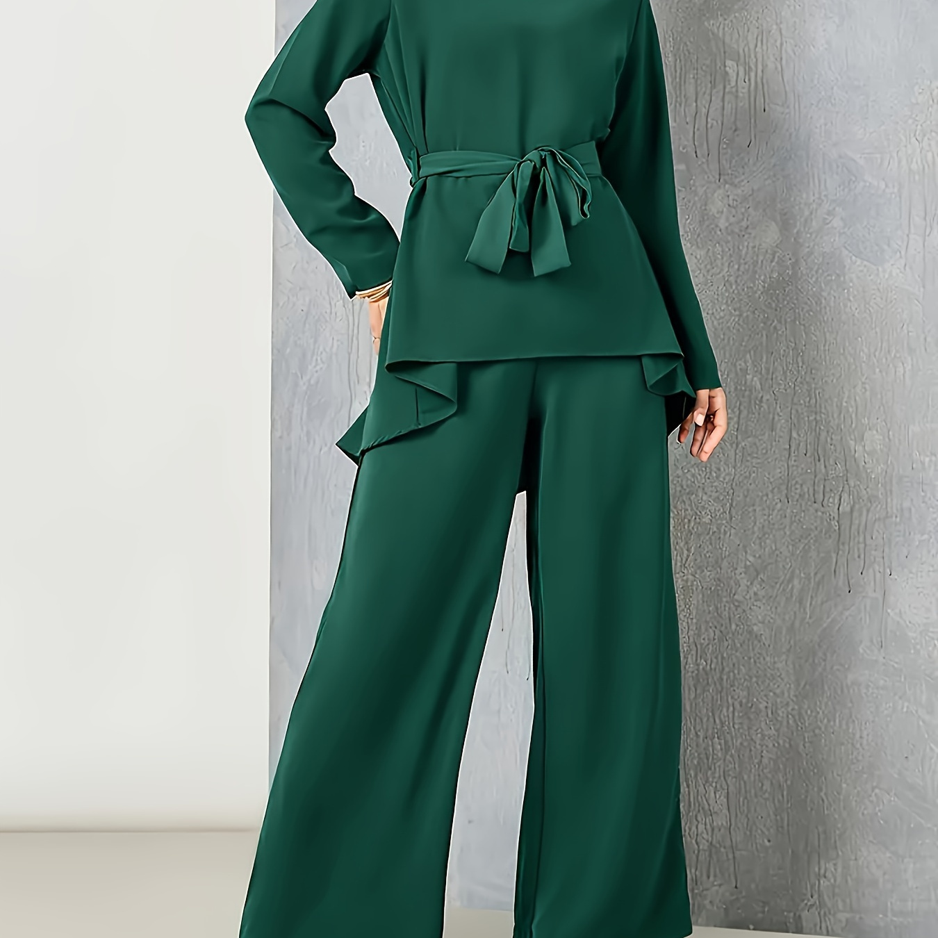 

Elegant Women' Green Two-piece Set - Chic Long Sleeve Round Neck Top & Wide-leg Pants, 100% Polyester, Machine Washable - Spring/fall