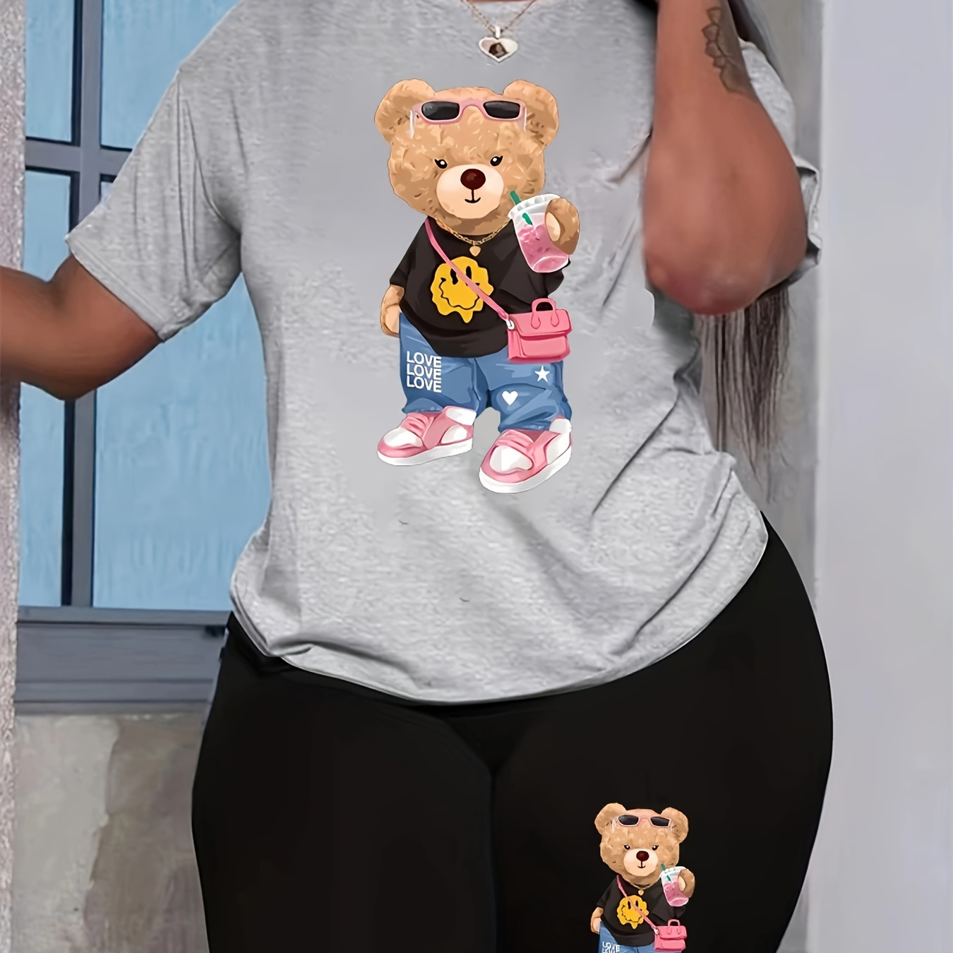 

Plus Size Bear Print Two-piece Set, Crew Neck Short Sleeve Top & Shorts Outfits, Women's Plus Size clothing