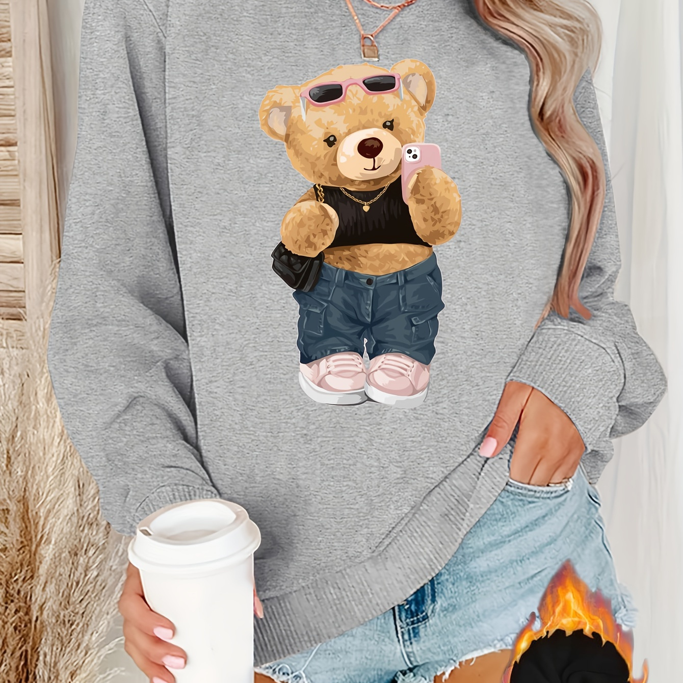 

Women's Casual Crew Neck Sweatshirt With Cartoon Bear Applique, 100% Polyester Knit Fabric, 250gsm, Winter & Fall Fashion Top