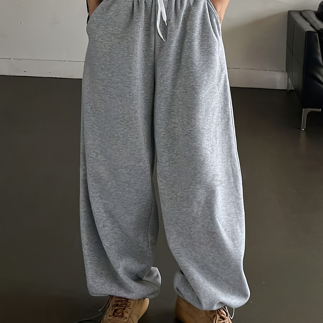 

Women's Polyester And Elastane Wide Leg Pants With Pockets, Stretchy And Breathable, Suitable For All , Machine Washable