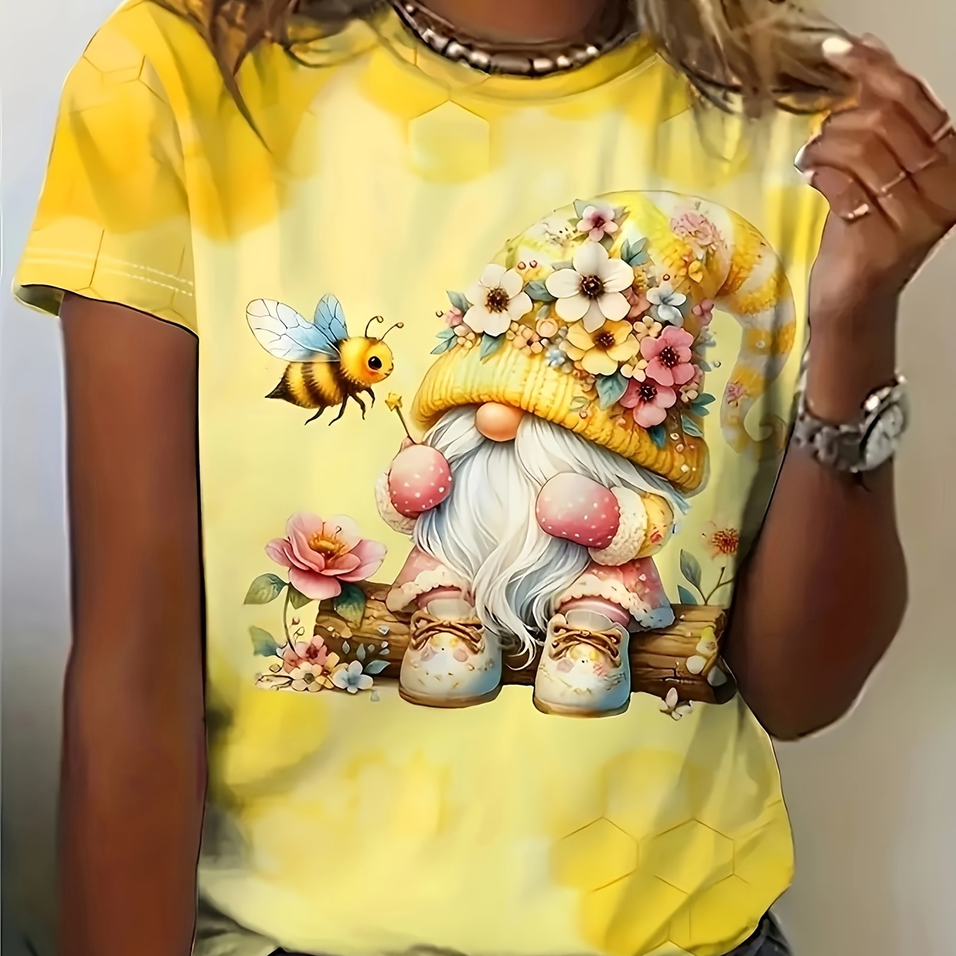 

Bee & Gnome Print Crew Neck T-shirt, Casual Short Sleeve T-shirt For Spring & Summer, Women's Clothing