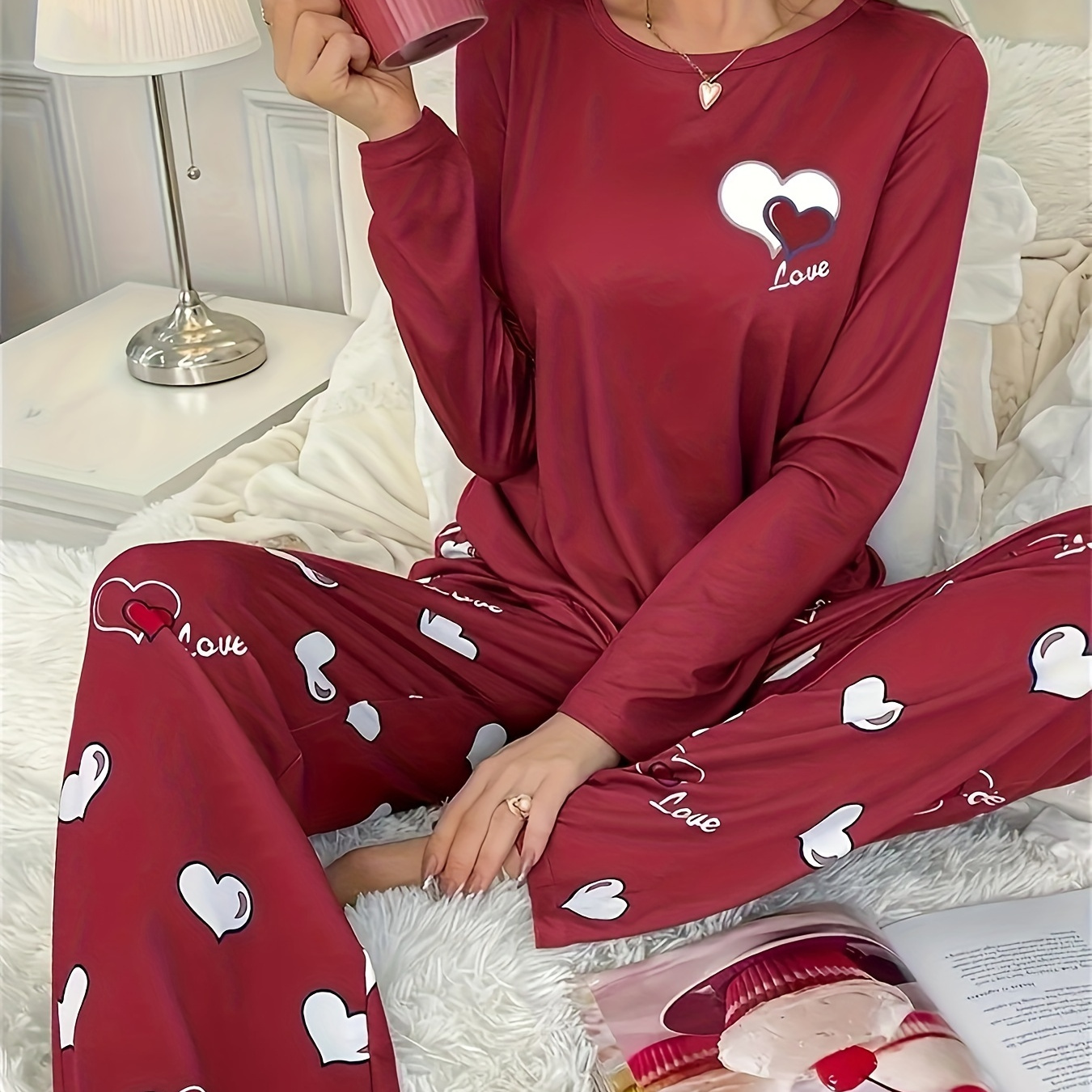 

Pyjama Femme Imprimé Cœur Confortable - Haut à Manches Longues et Col Rond & Pantalon à Taille Élastique, Mélange de Polyester , Lavable en Machine - pour /Hiver, Décontracté, Tenue de Maison