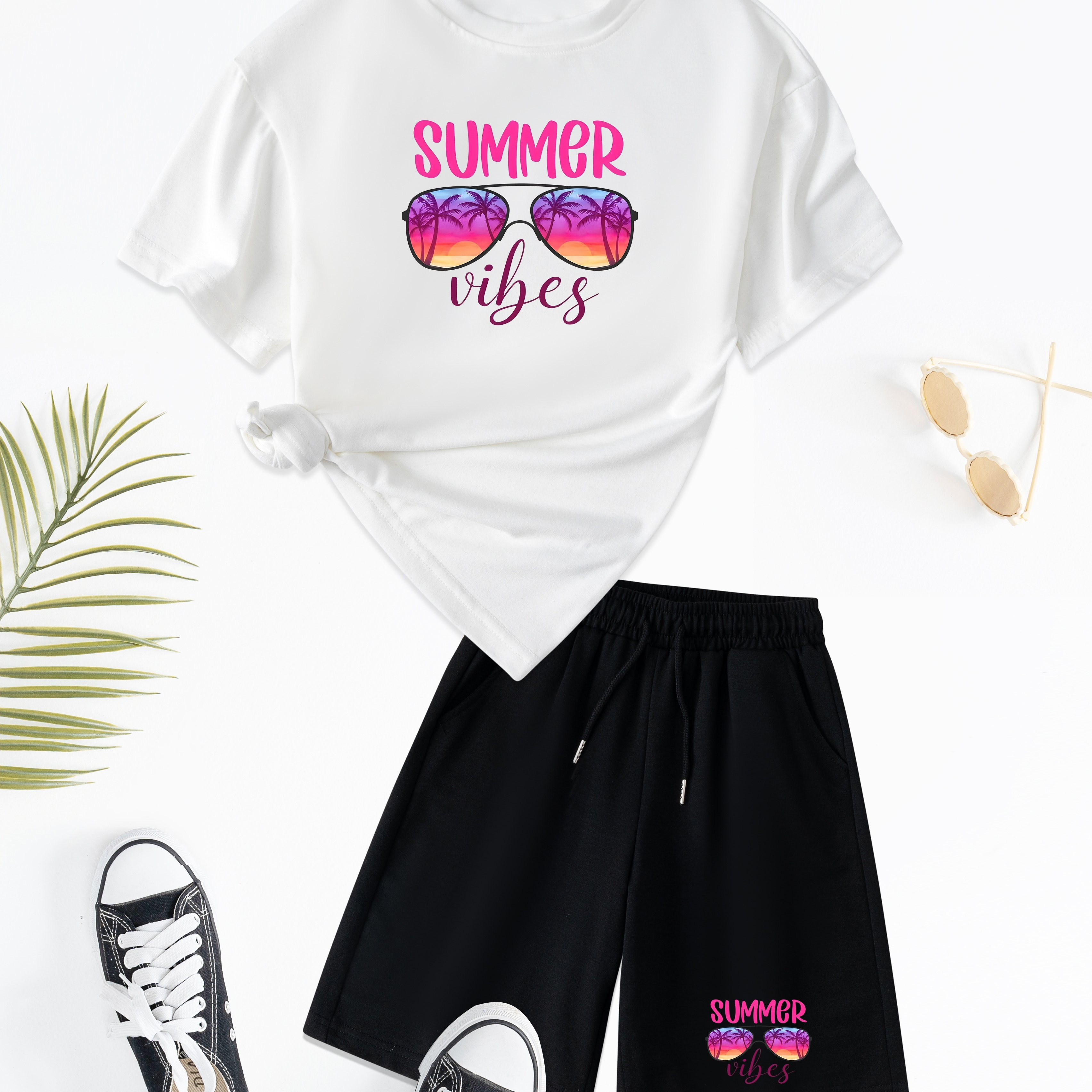 

Summer & Sunglasses Graphic Print, Girls' Trendy & Comfy Outfit, 2pcs Short Sleeve Crew Neck Tee & Shorts With Drawstrings Set For Spring & Summer, Girls' Clothes